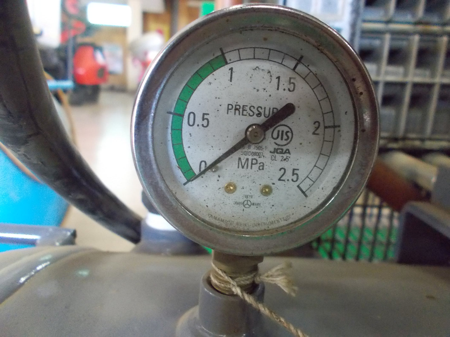 アネスト岩田　中古　コンプレッサー②　TLP75EG-10