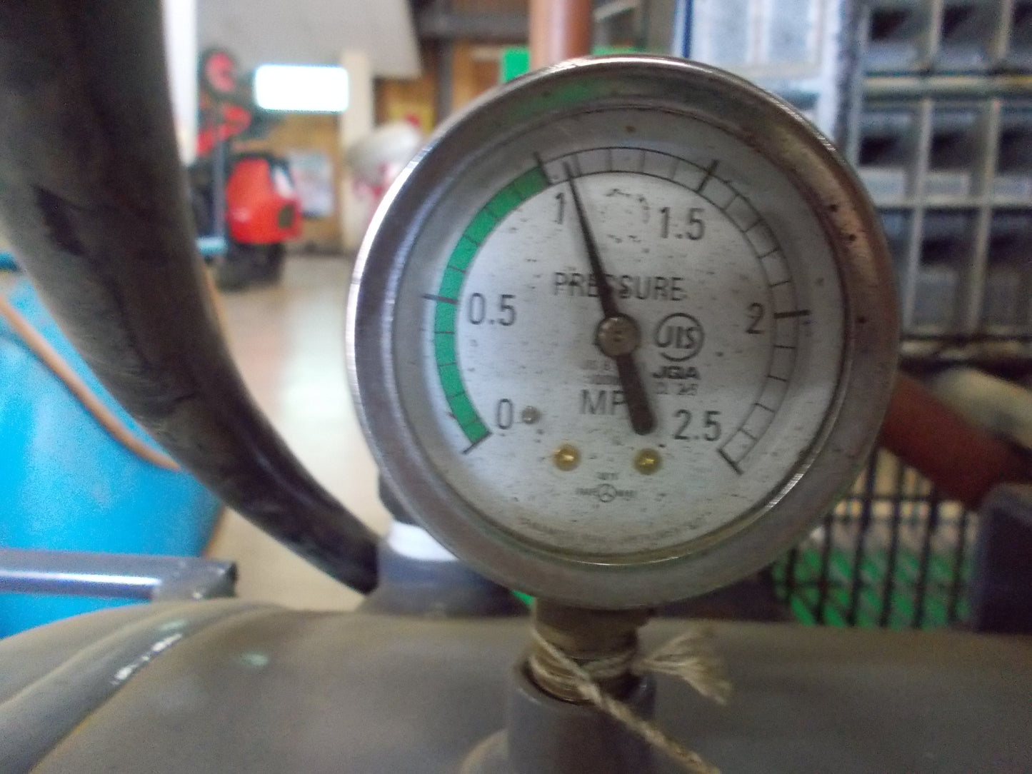 アネスト岩田　中古　コンプレッサー②　TLP75EG-10