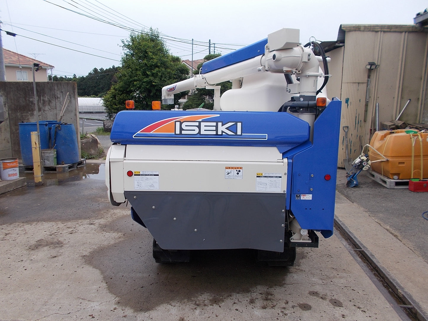 イセキ　中古　コンバイン　HVF220G　２条刈り　98.7時間