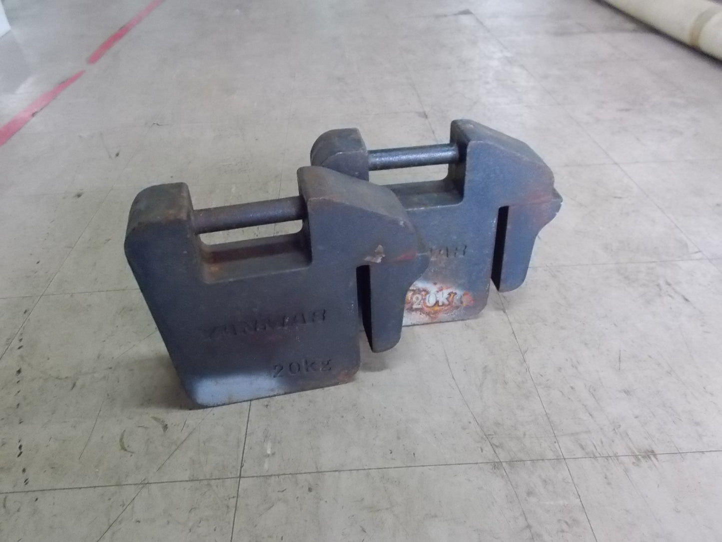 ヤンマー　中古　ウェイト　20Kg　２個セット
