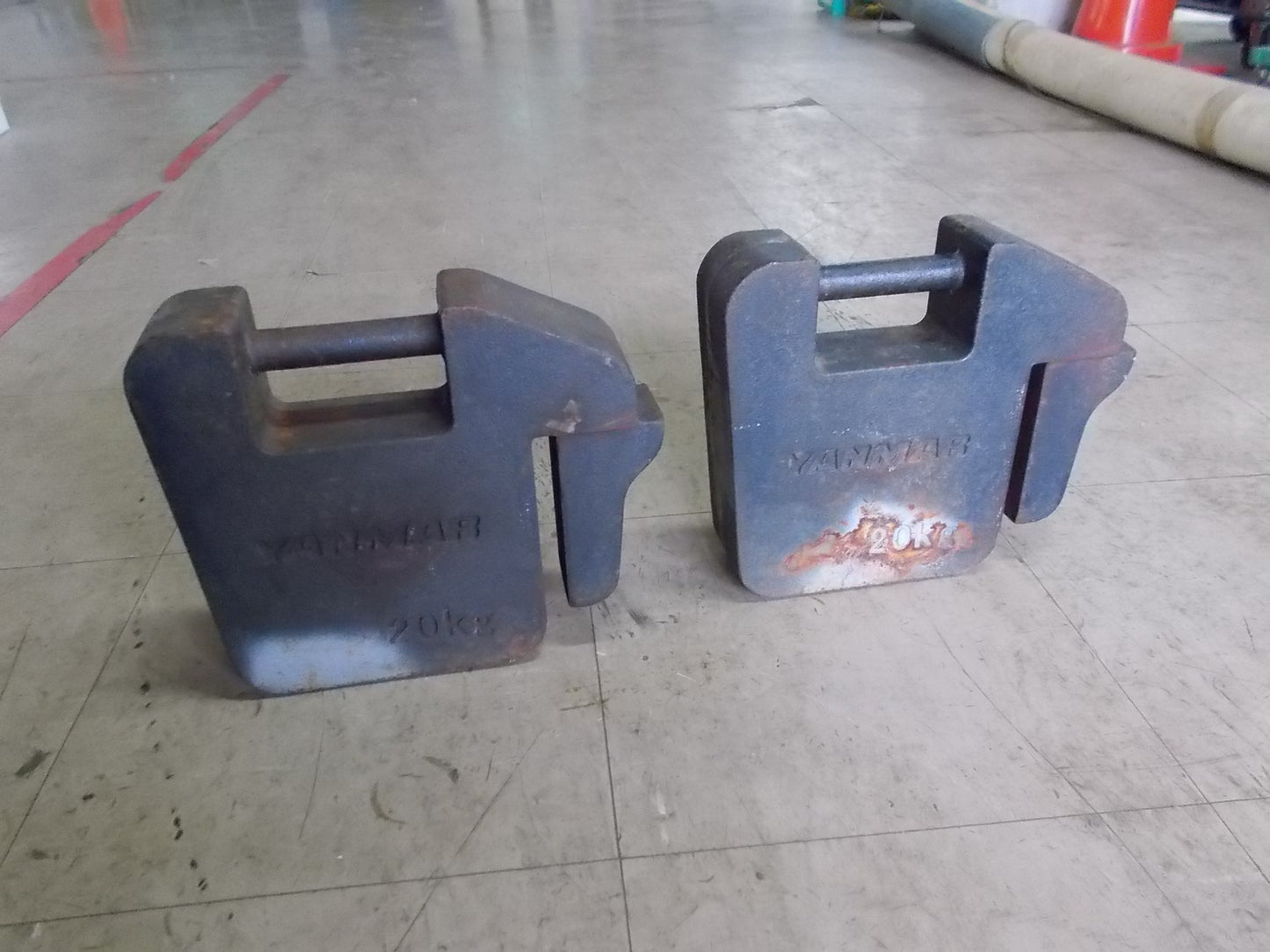 ヤンマー　中古　ウェイト　20Kg　２個セット
