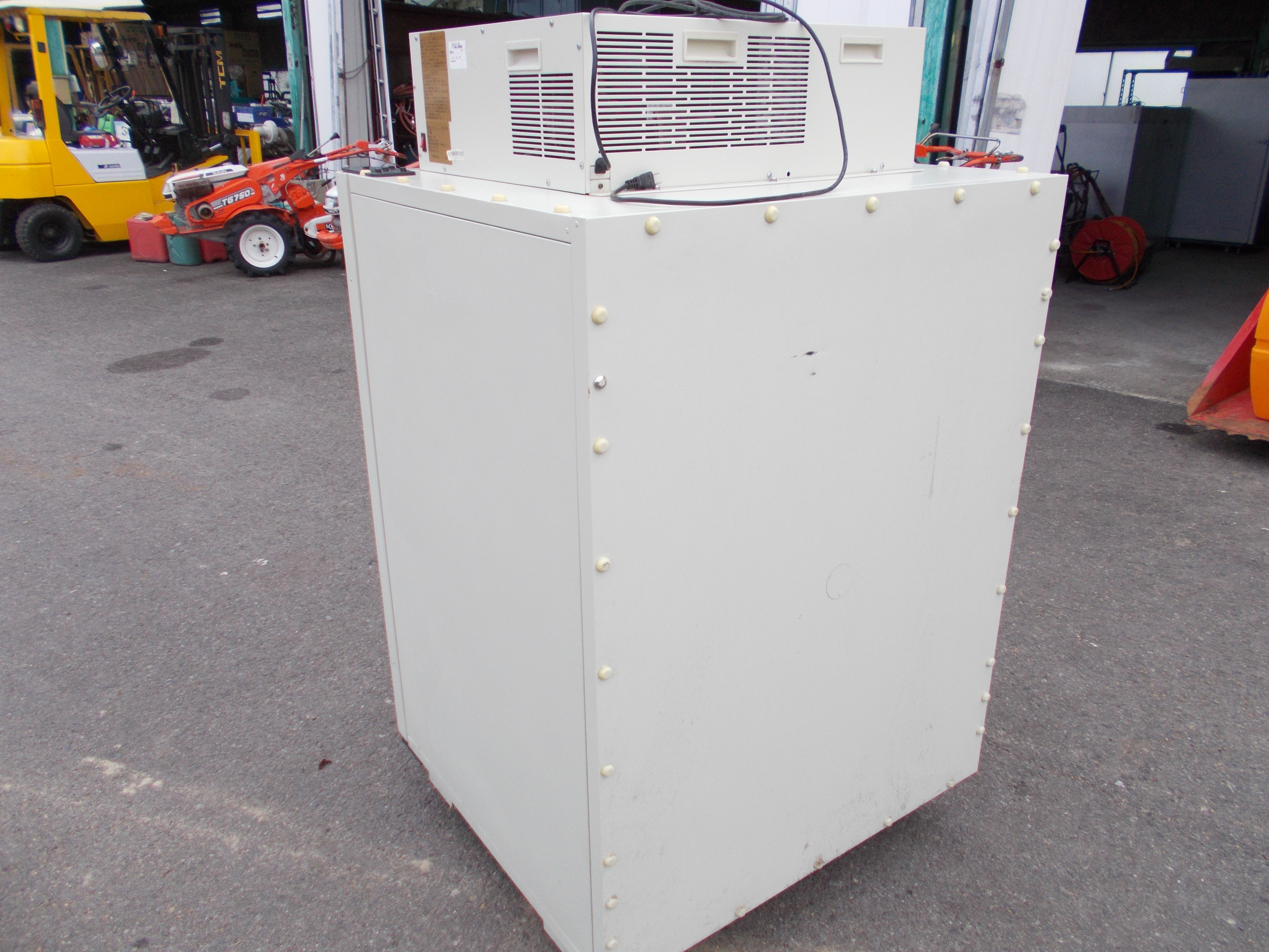 玄米保冷庫　DTS-10E 中古品　値段交渉受付します。 かかしさんマーク 中古 玄米保冷庫 DTS-14B – 農キング