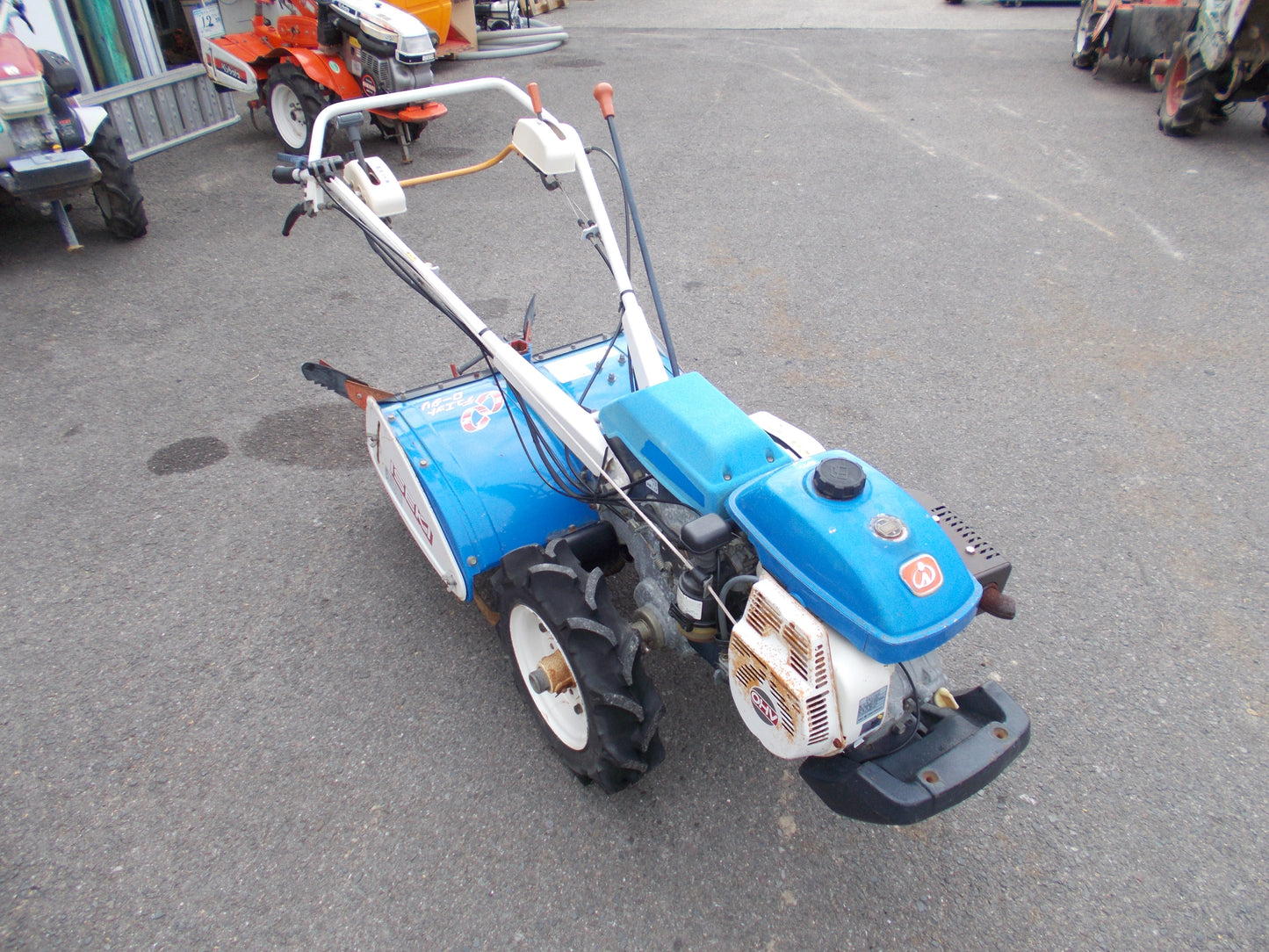 イセキ　中古　耕耘機　KVR70-HX