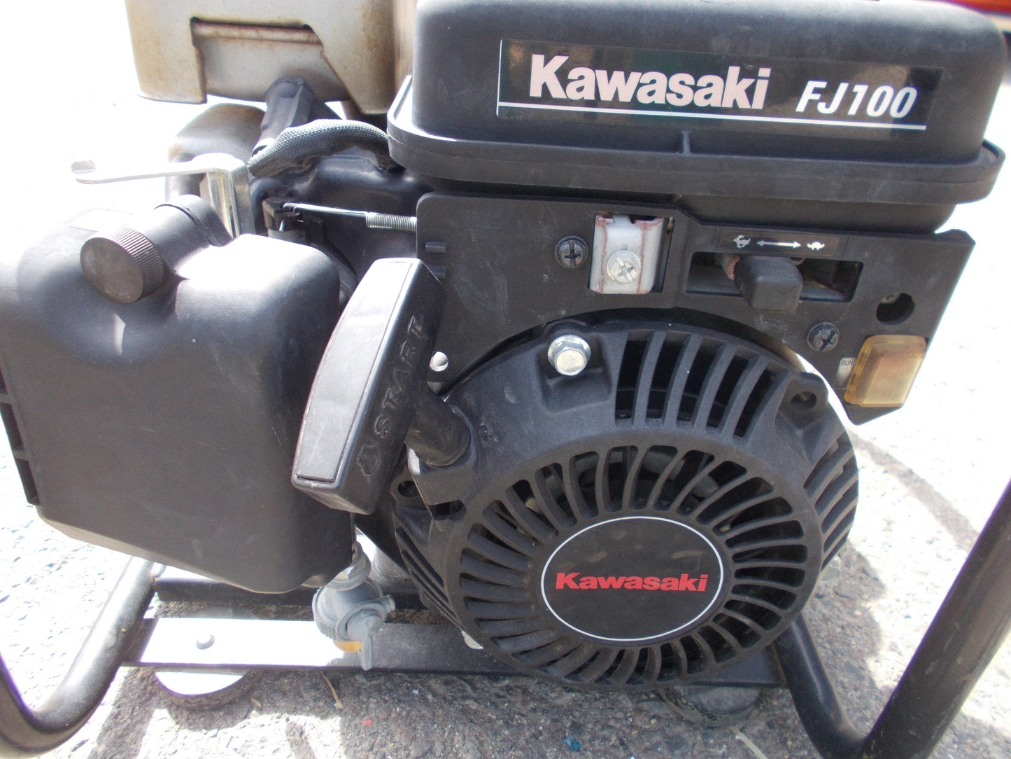 イセキアグリ　中古　エンジンポンプ　PE40J
