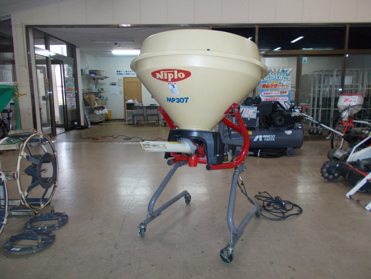 ニプロ　中古　ブロードキャスター　MP-307