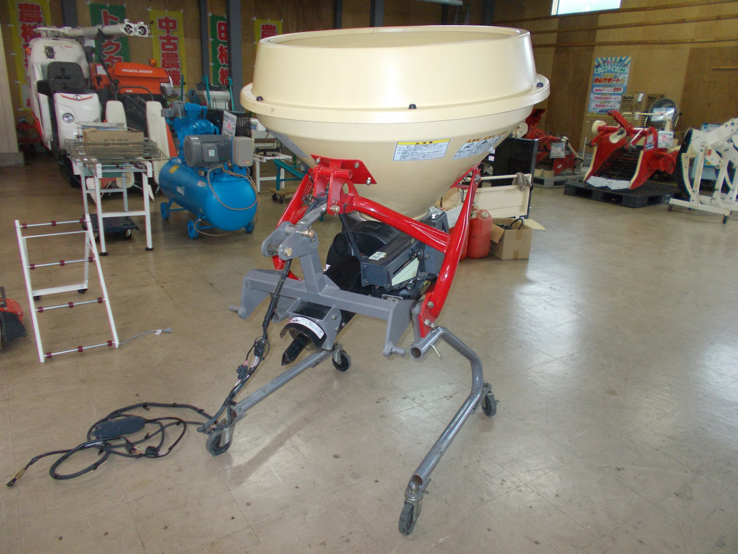 ニプロ　中古　ブロードキャスター　MP-307