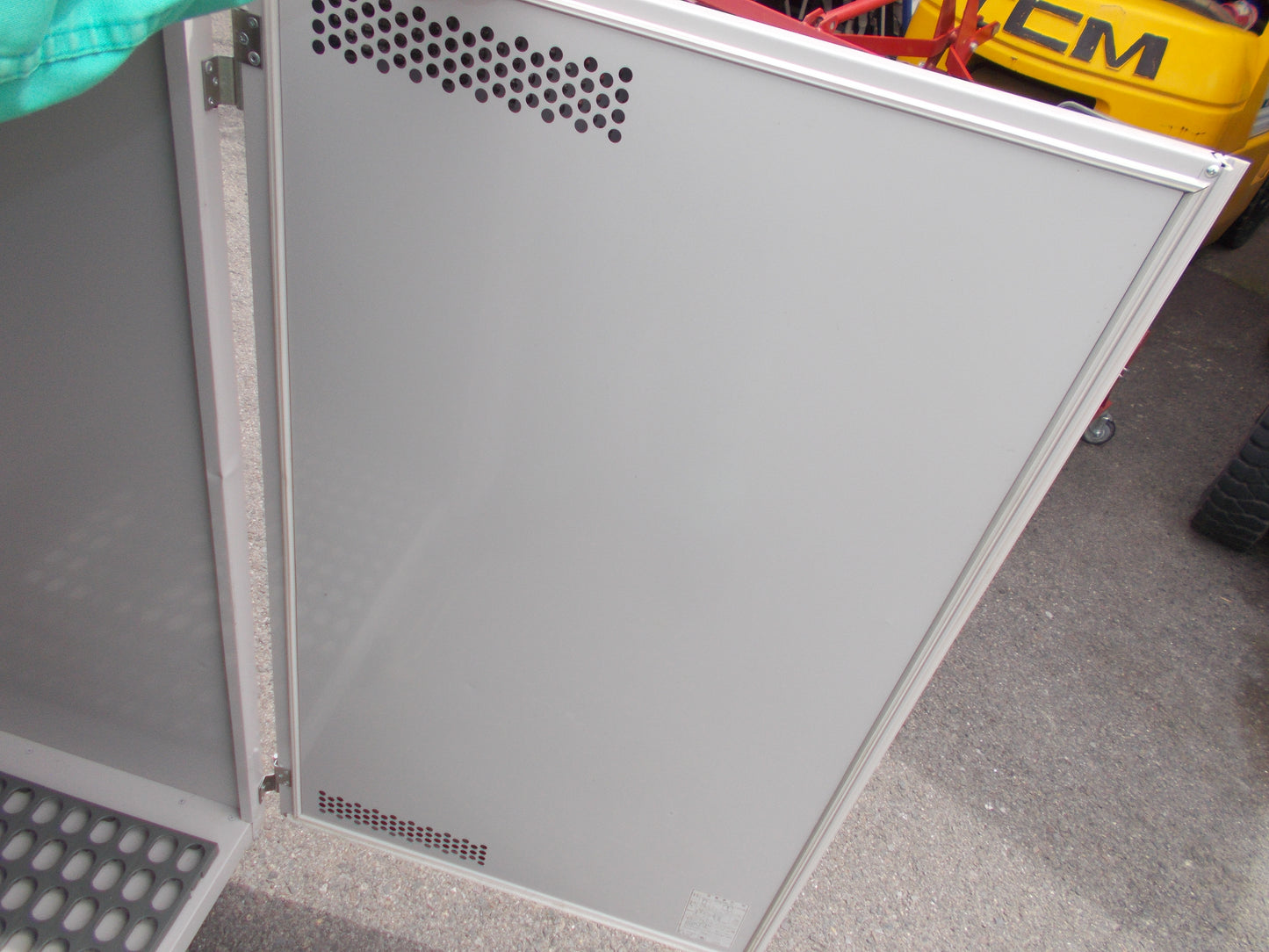ヨド　中古　保管庫　YRH-1000