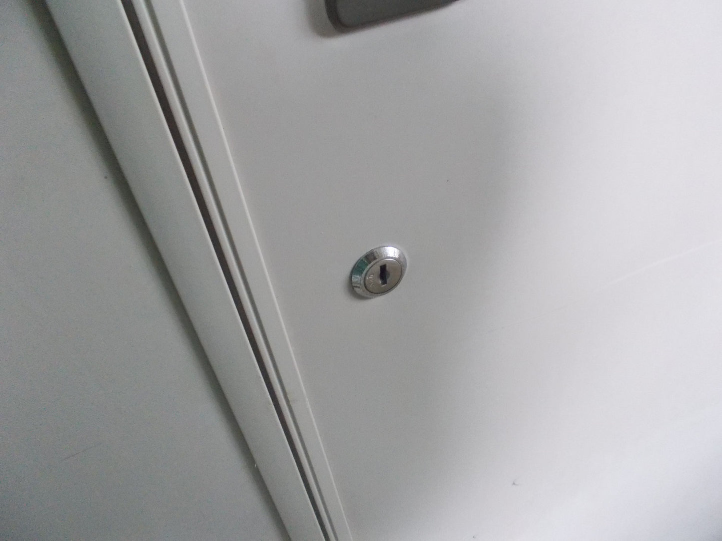 ヨド　中古　保管庫　YRH-1000