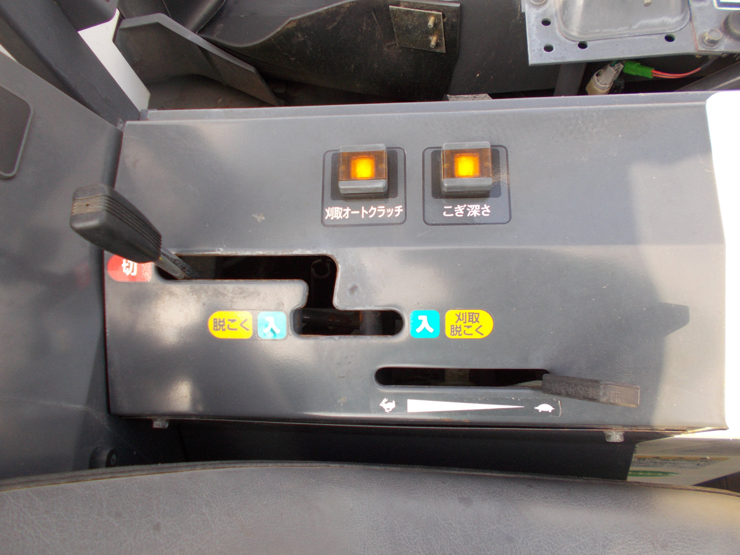 クボタ　中古　コンバイン　ARN331