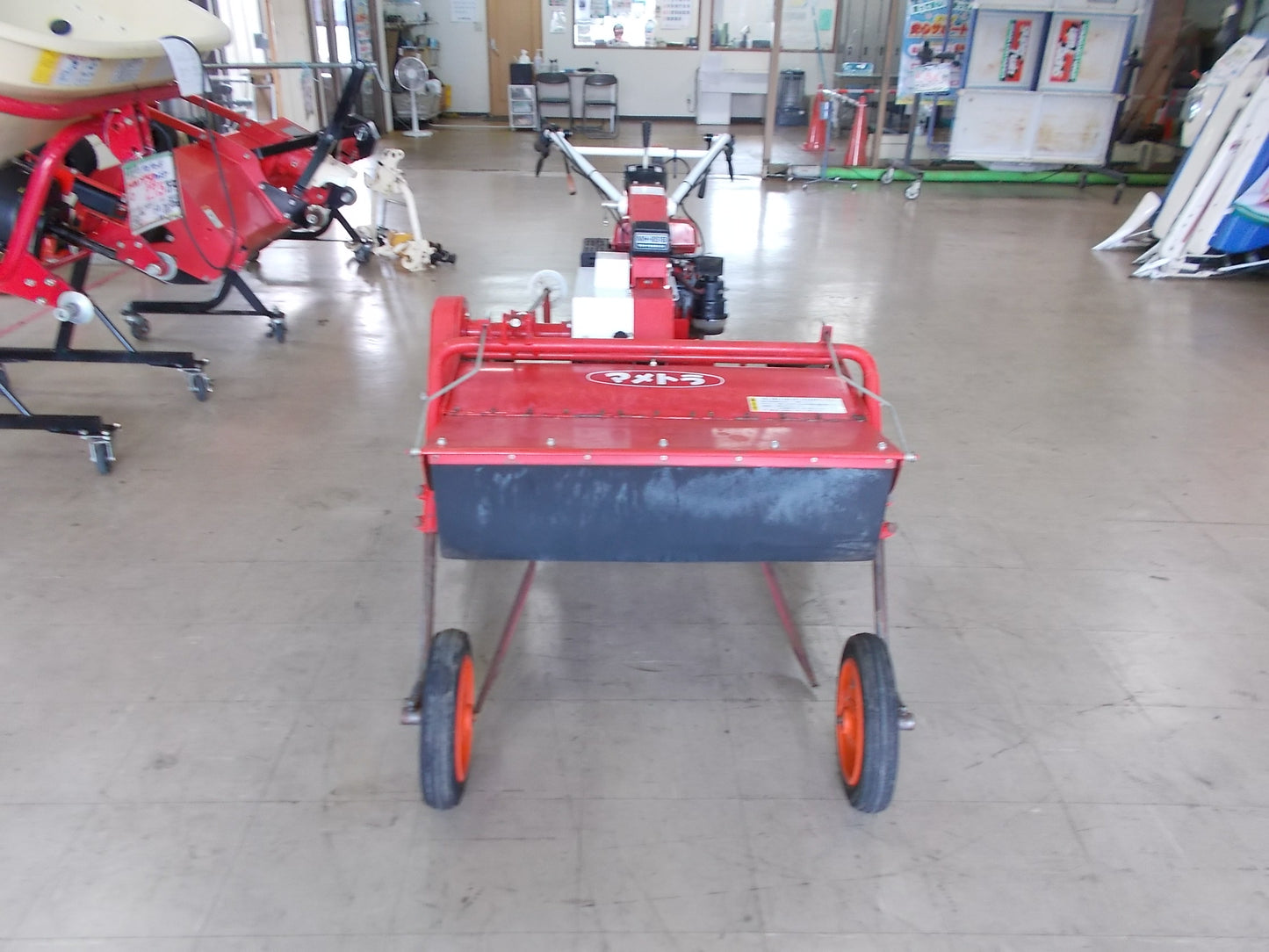 マメトラ　中古　つる刈り機　MH-851B　訳アリ品