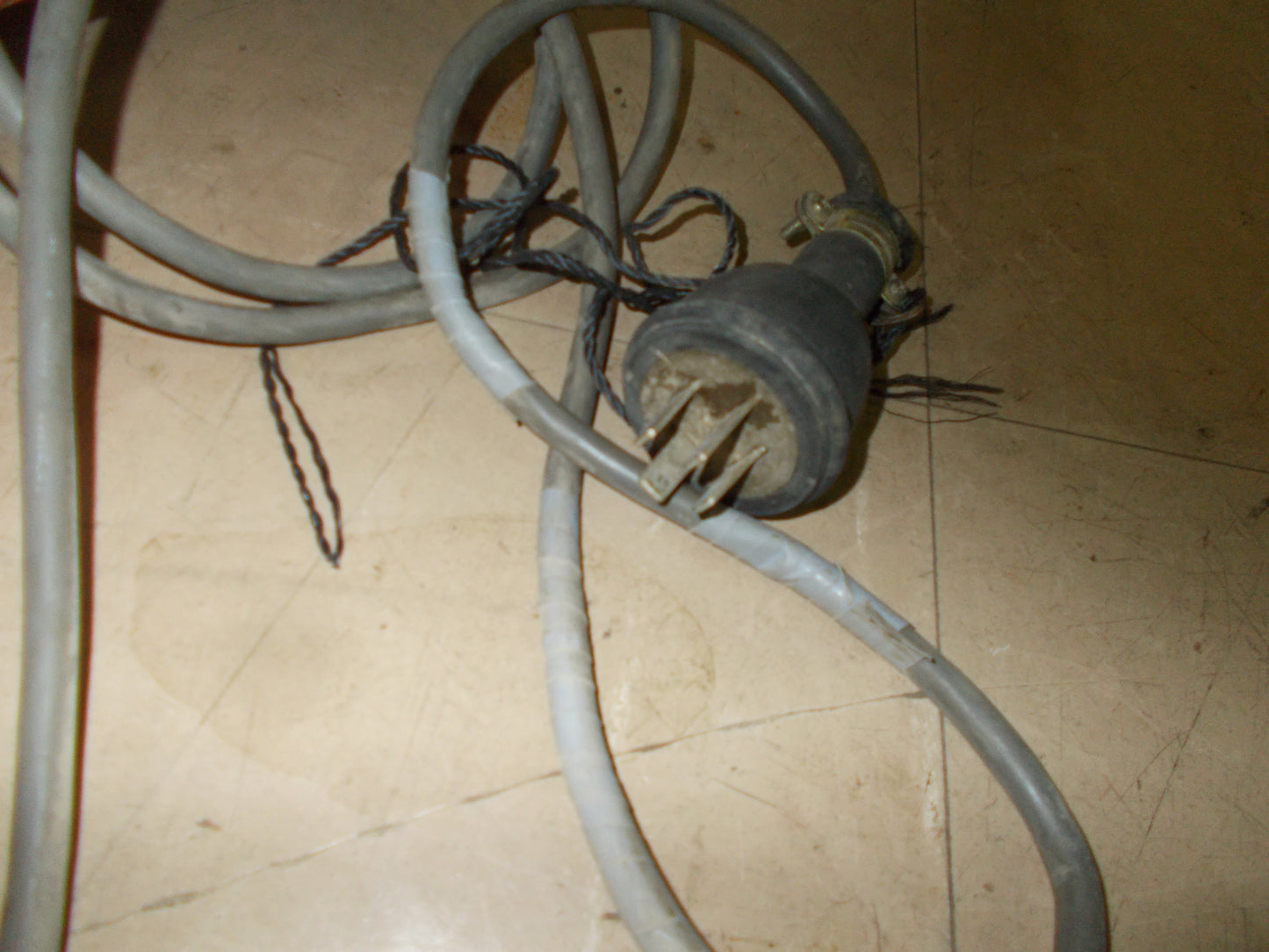 熊谷農機　中古　籾入ホッパー　丸型