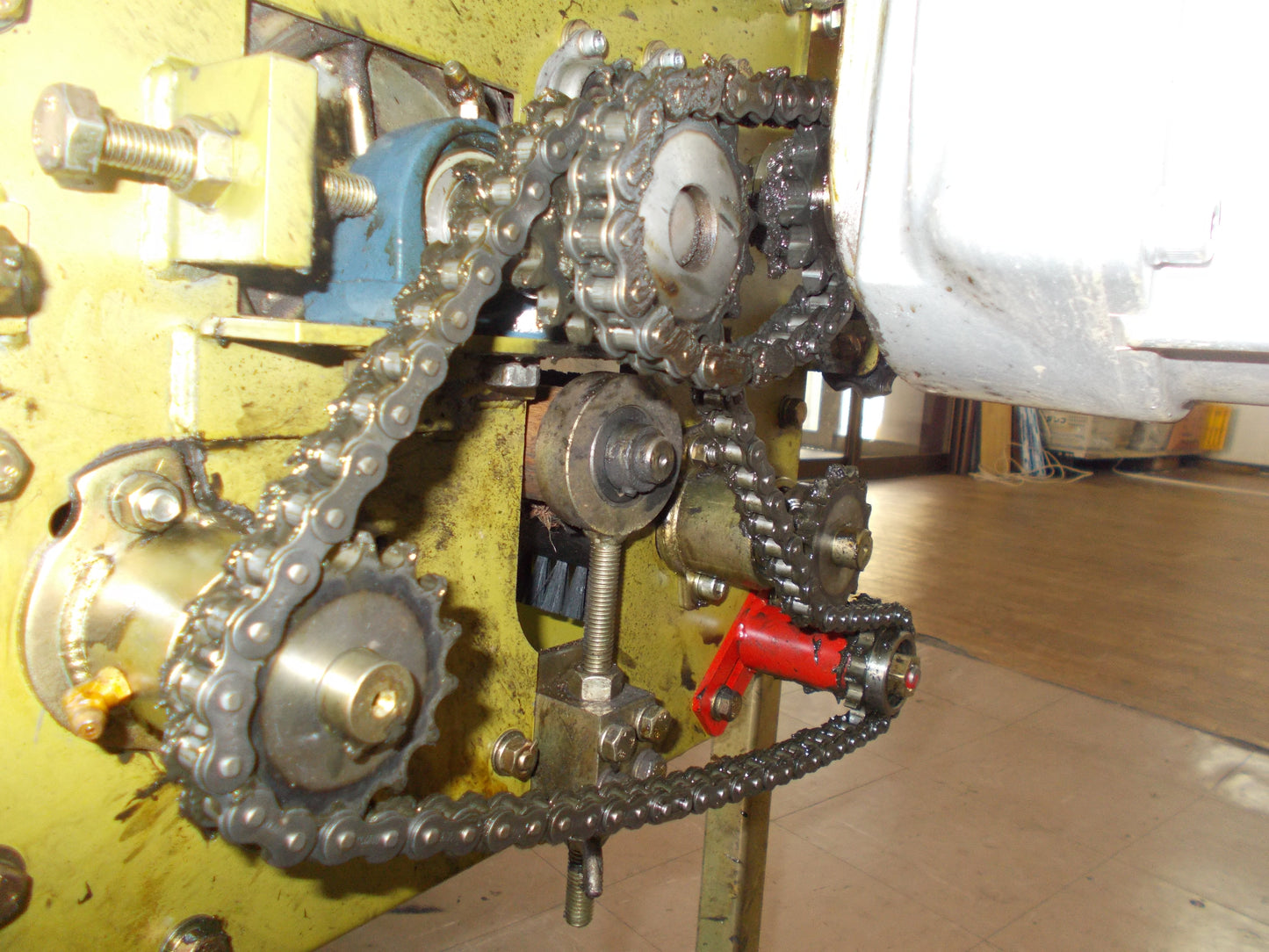 上越農機　中古　里芋毛羽取機　SK-4BGR