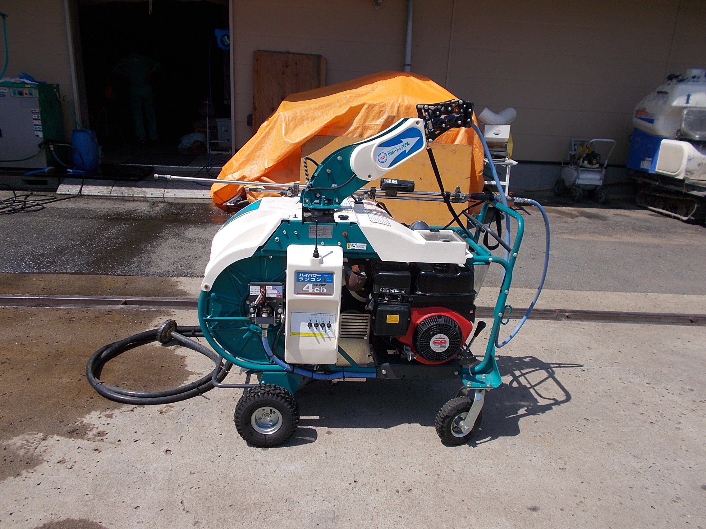 【SOLD OUT】丸山 自走式ラジコン動噴機 MSA615R4C 4ch リモコン 噴霧機 散布機【簡易清掃】【農機具でっく】【福岡】【その他農機具】 丸山 中古 4CH 自走ラジコン動噴 MSA615R-4C – 農キング