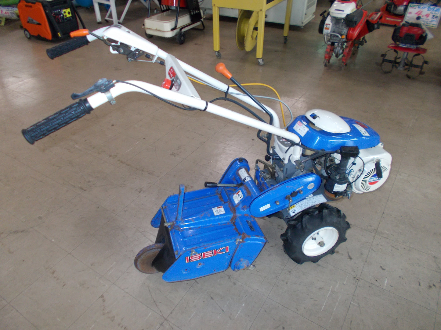 イセキ　中古　管理機　KK4