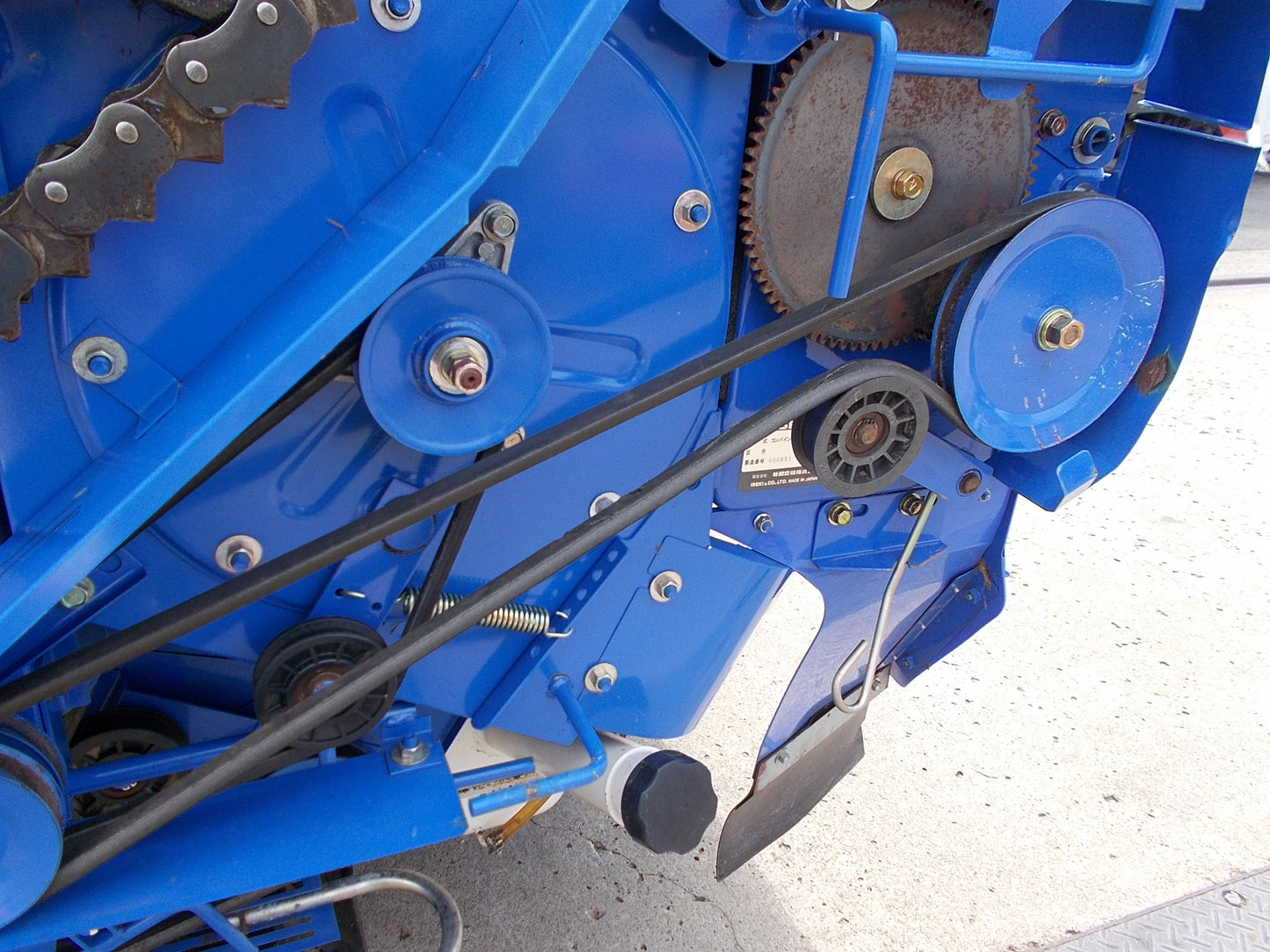 イセキ　中古　コンバイン　HVB315G　３条刈り