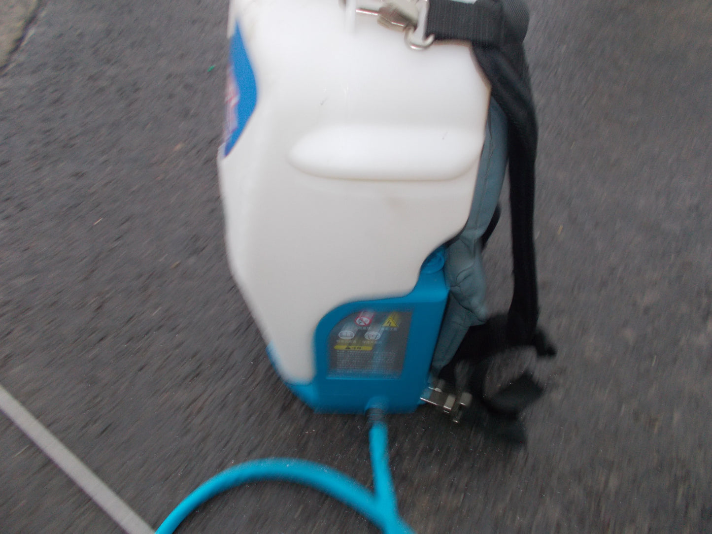 丸山　中古　充電式背負噴霧器　MSB1100Li
