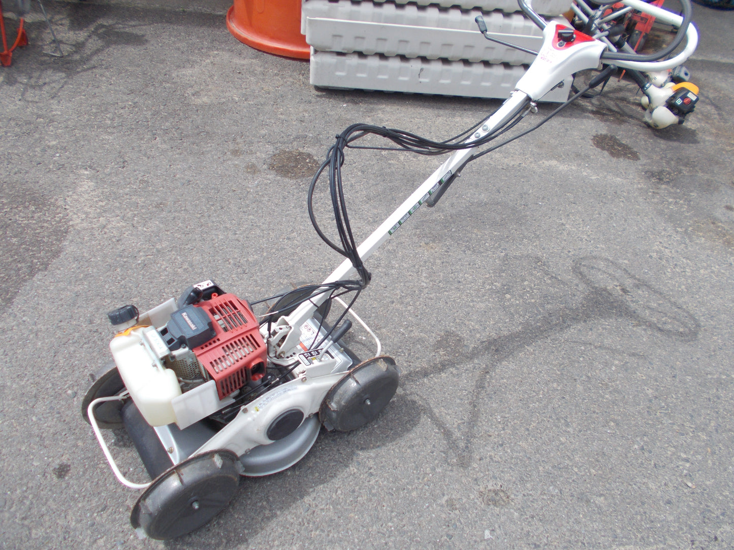 オ－レック　中古　スパイダ－モア　SP300A