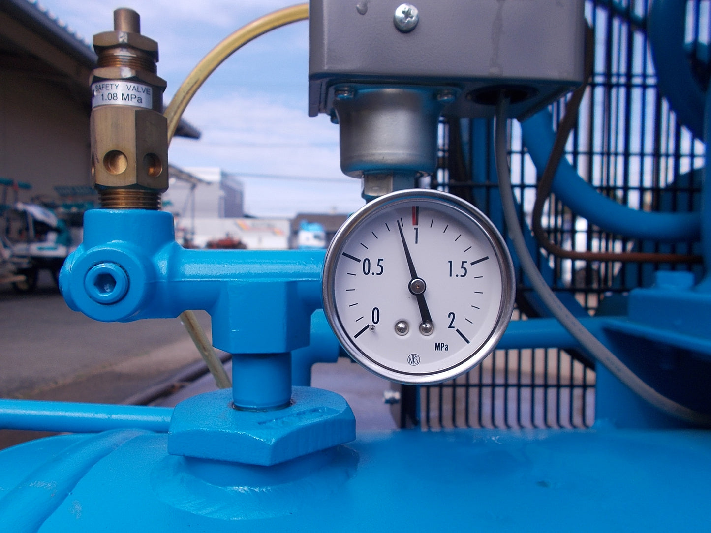 明治　中古　エアーコンプレッサー　Y-75  5P　200V　7.5Kw