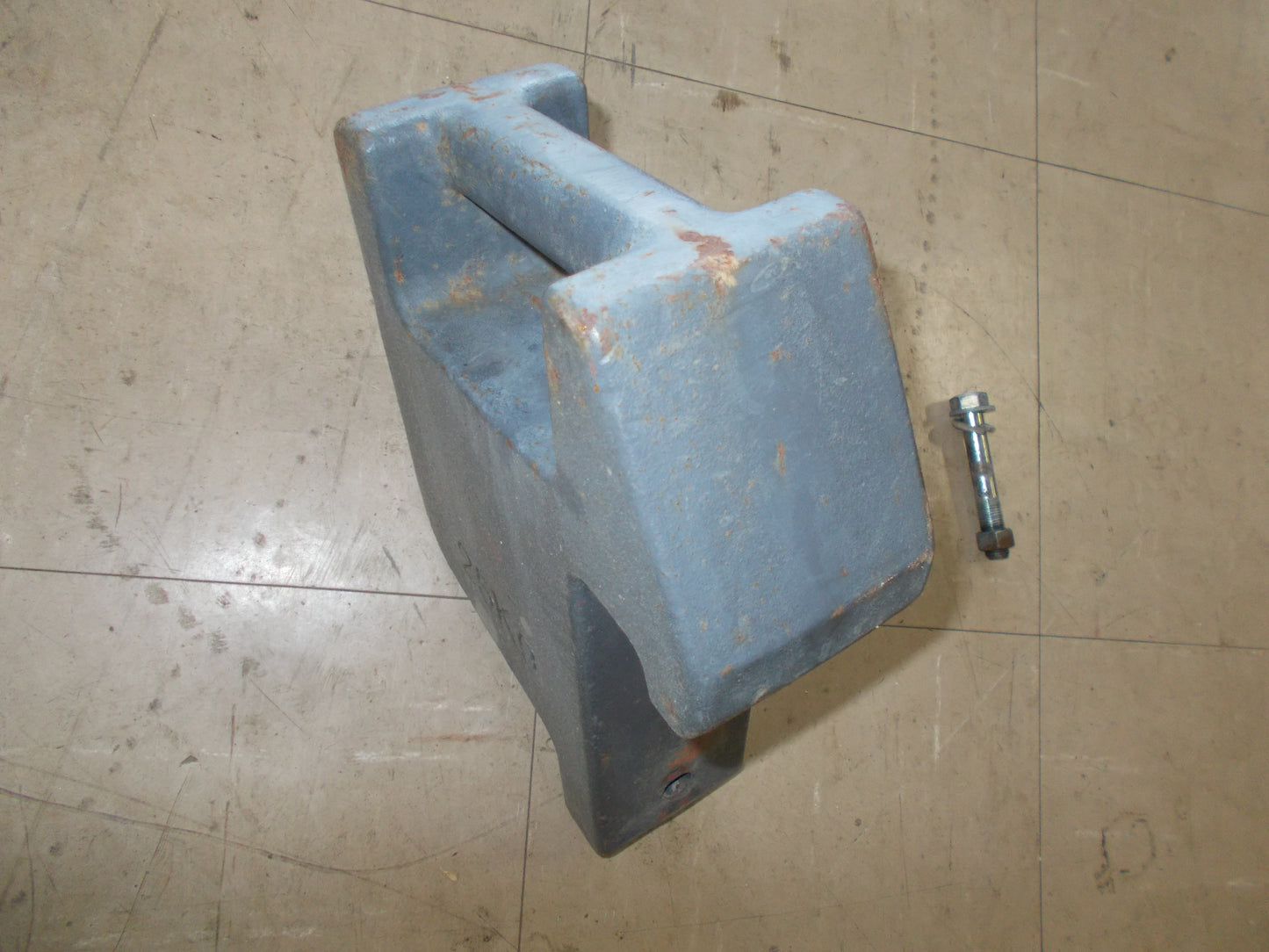 クボタ　中古　トラクターウェイト　25ｋｇ