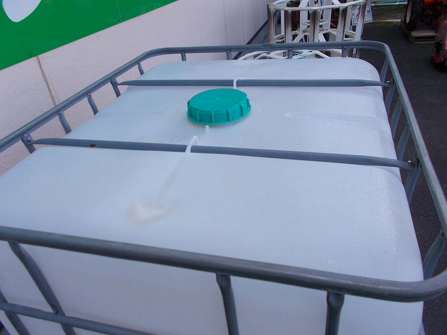 シュッツ　中古　貯水タンク　1000L