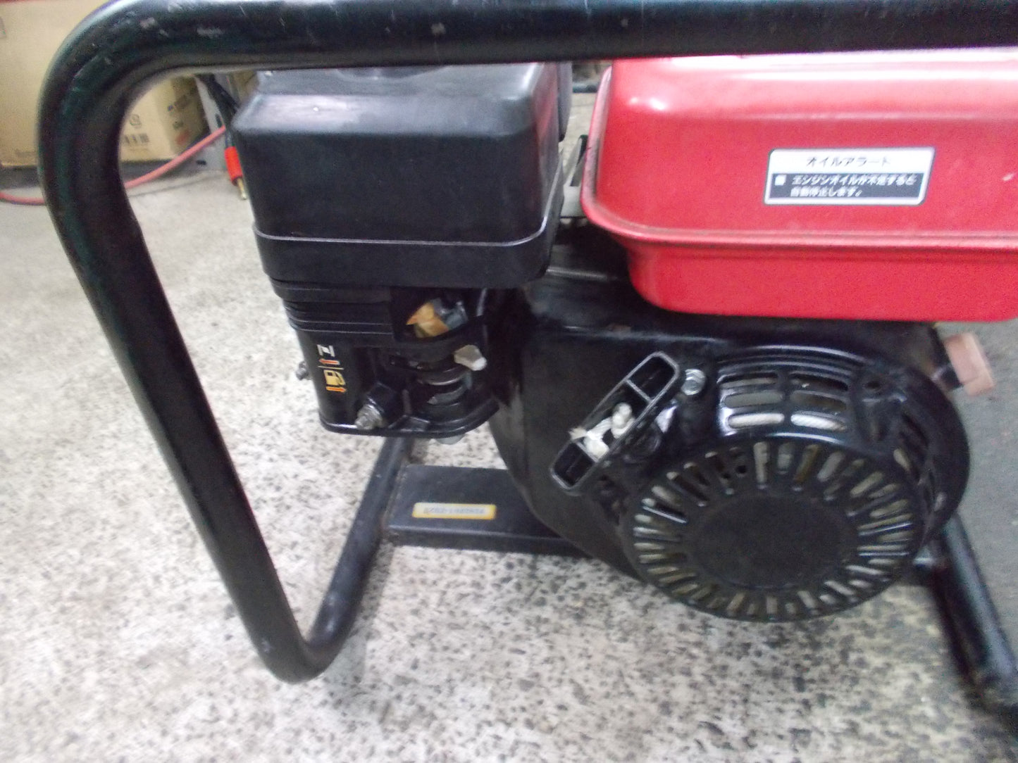 ホンダ　中古　発電機　EZ2300　　