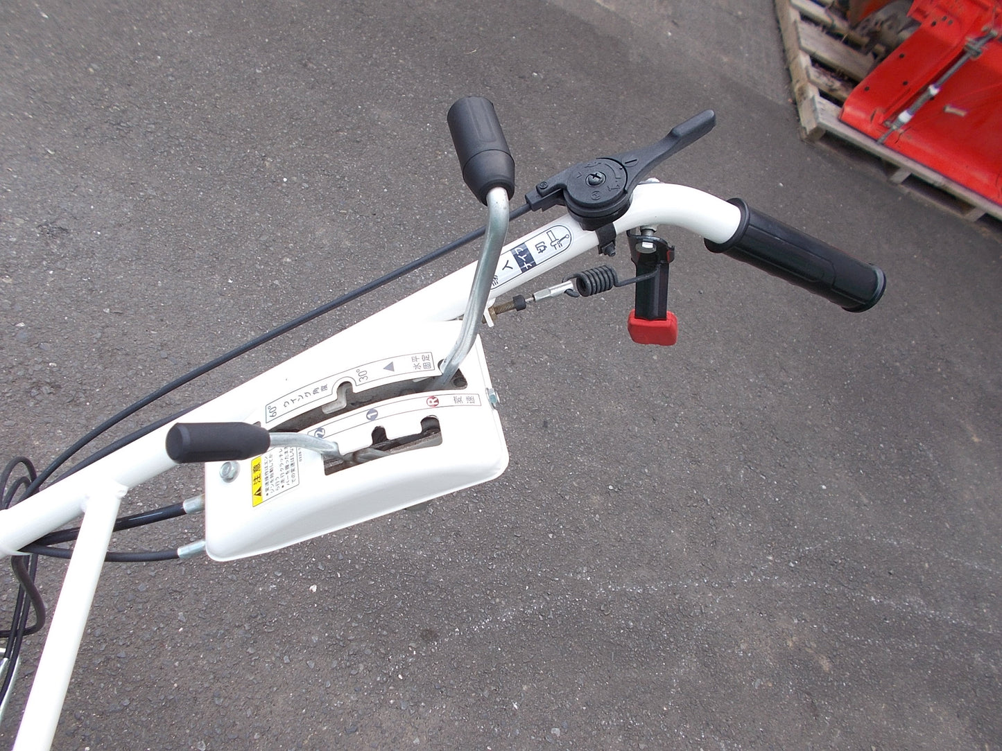 共立　中古　ウィングモア　AZ746F