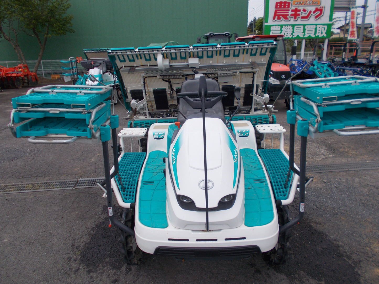 クボタ　中古　田植機　EP67