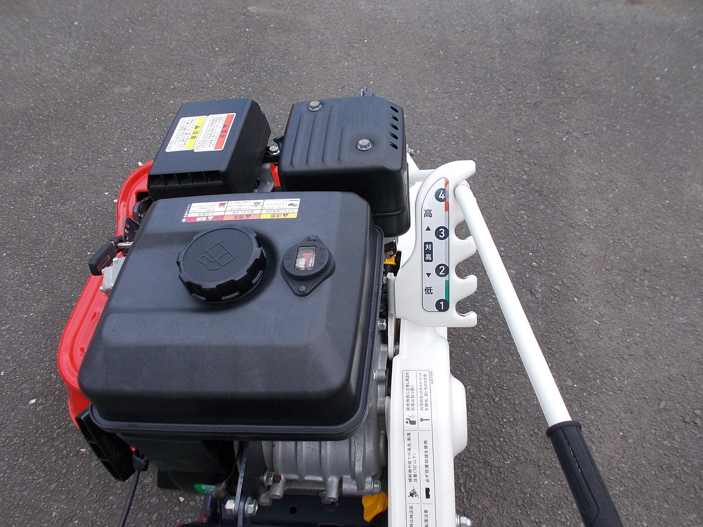 共立　中古　ウィングモア　AZ746F