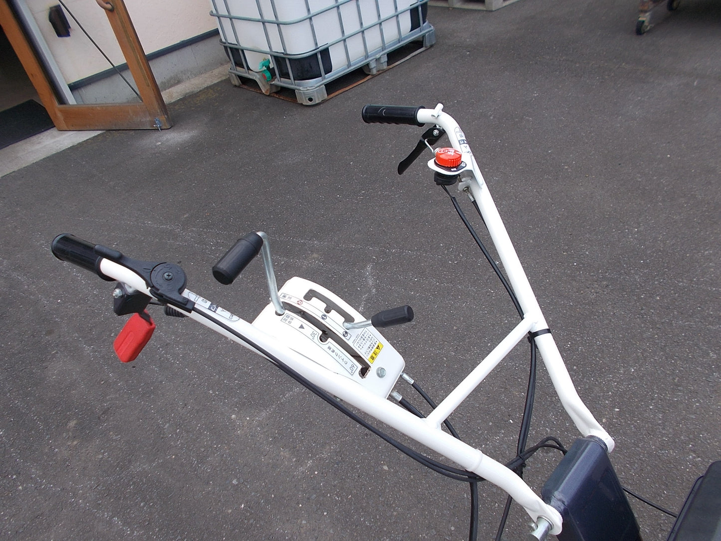 共立　中古　ウィングモア　AZ746F