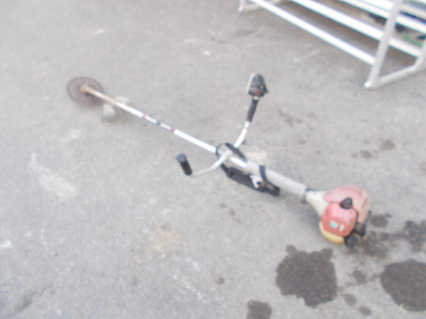 ゼノア　中古　刈払機　BC2350