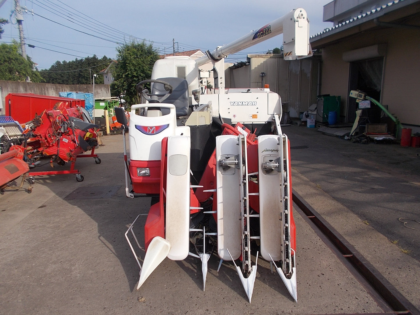 ヤンマー　中古　コンバイン　GC322