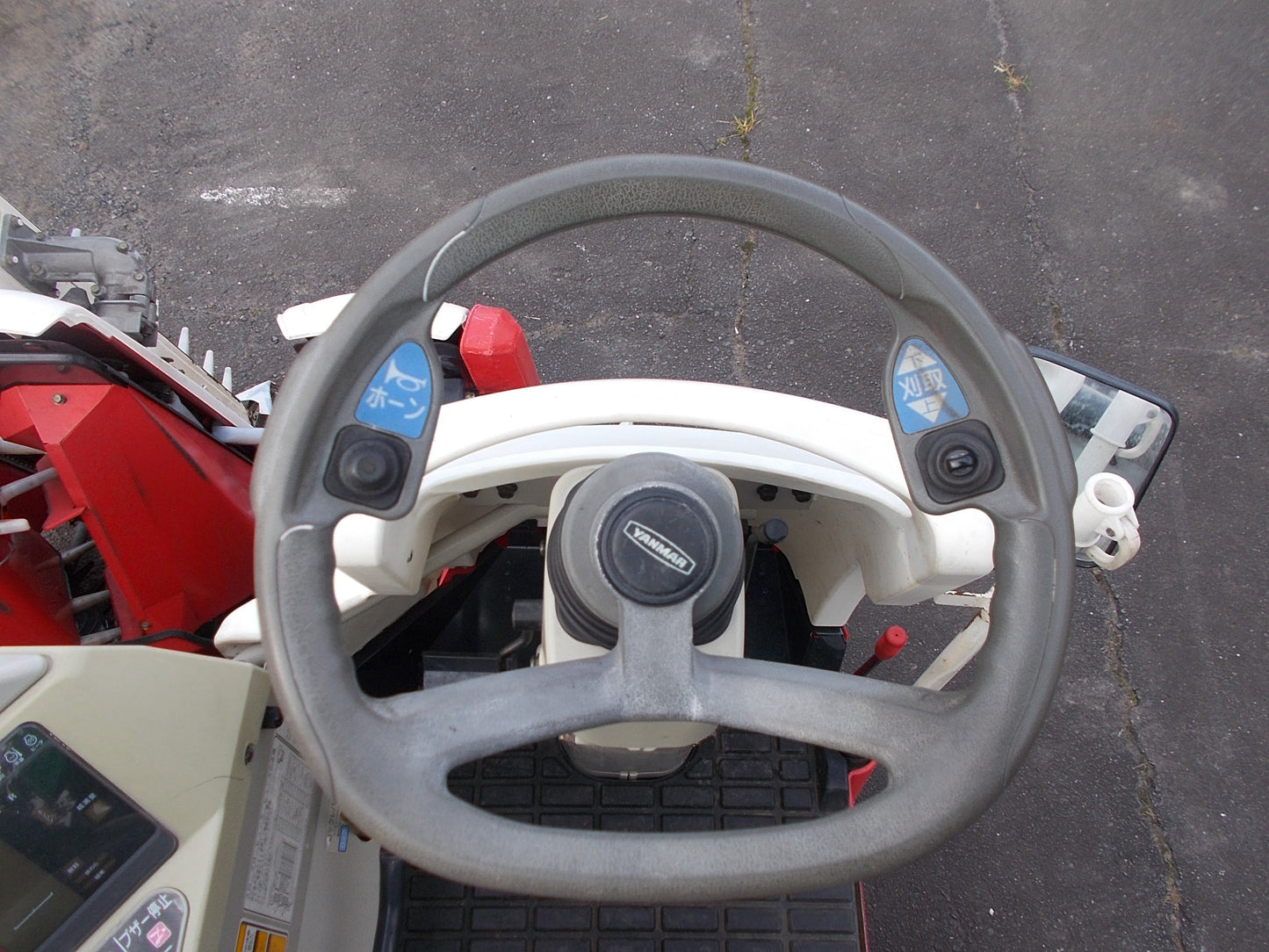 ヤンマー　中古　コンバイン　GC322