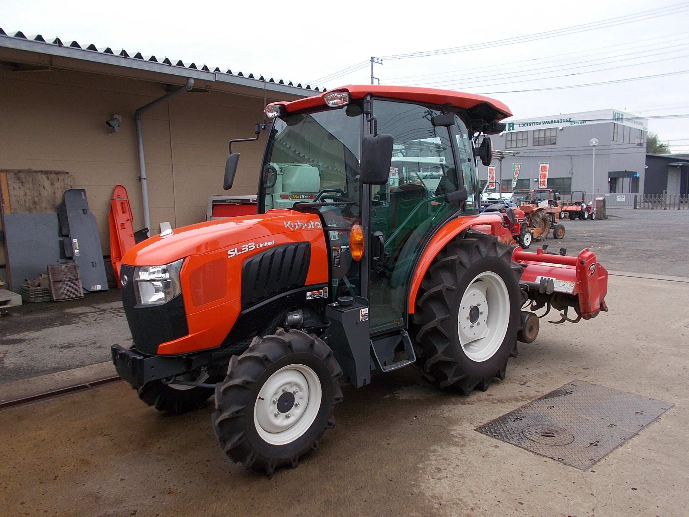 クボタL1-33D四輪駆動33馬力ディーゼル水冷4サイクル中古トラクター