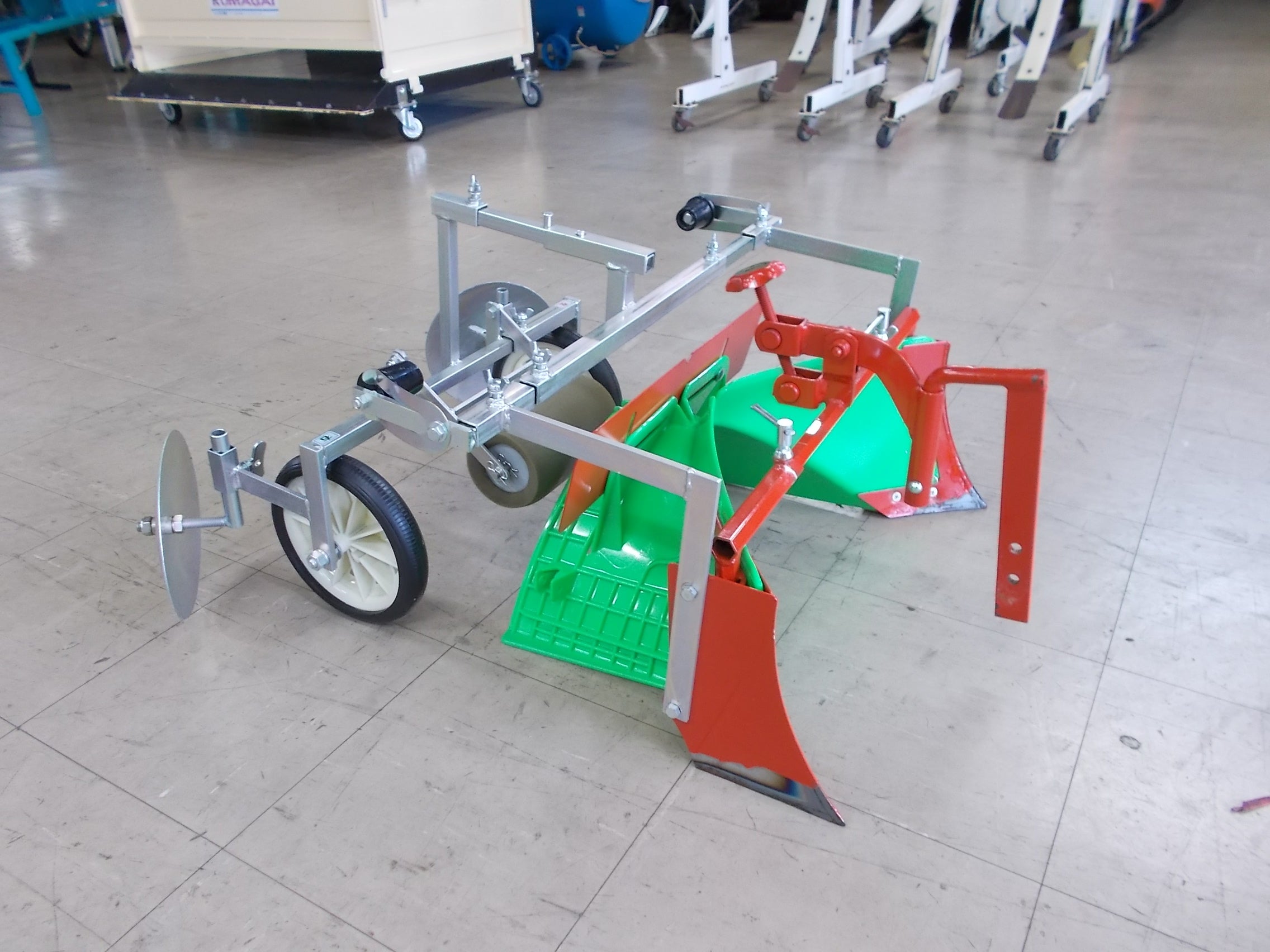 宮丸アタッチメント研究所 中古 畦立て機 TR60・70 – 農キング
