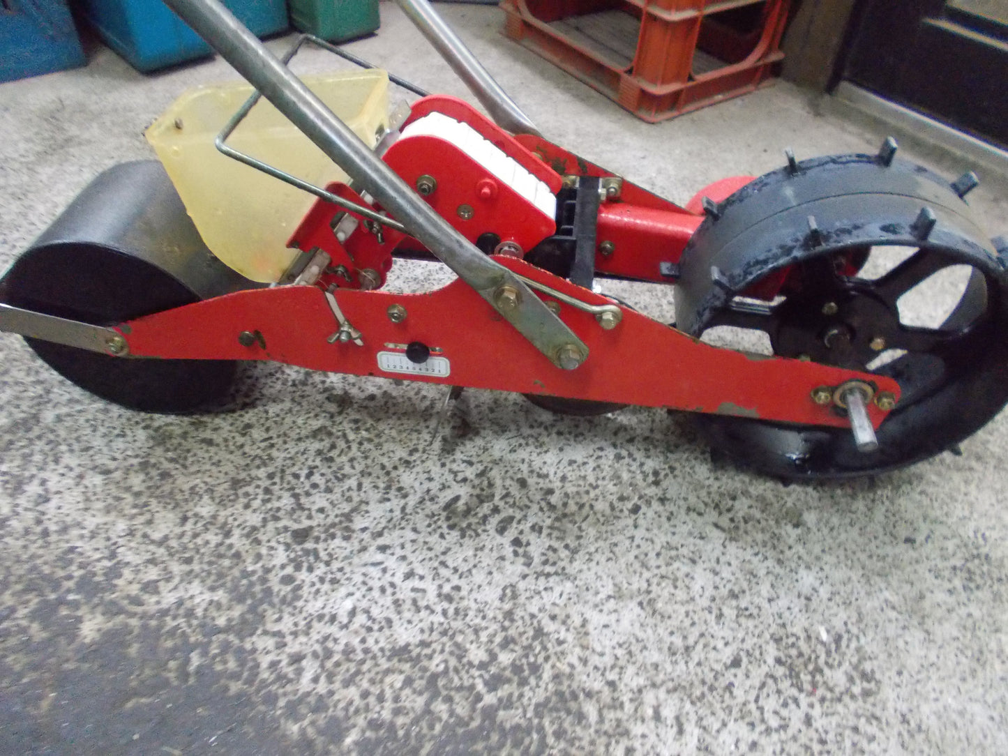 向井　中古　種まき機　ごんべぇHS-801