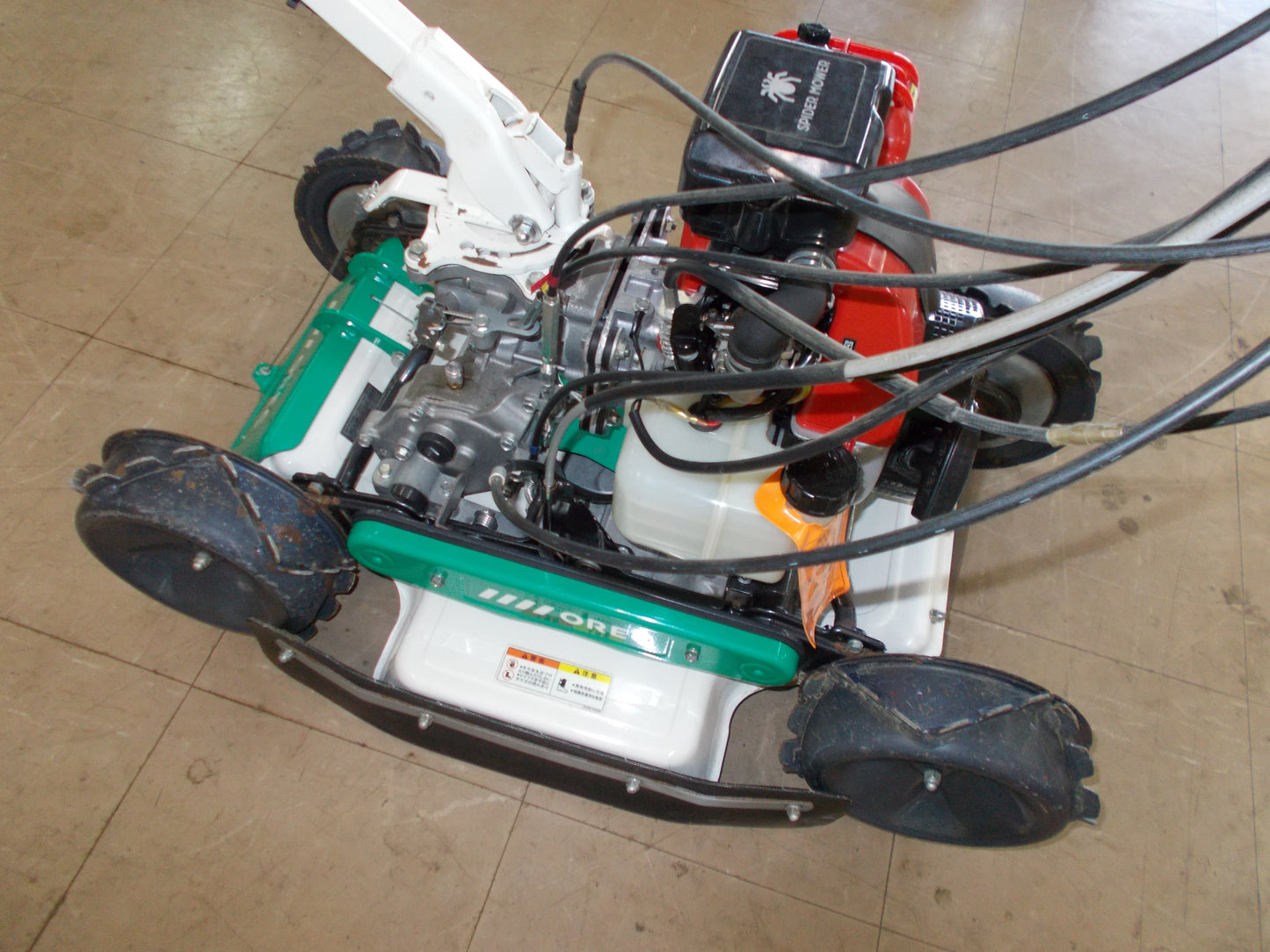 オーレック　中古　スパイダーモア　SP852AF
