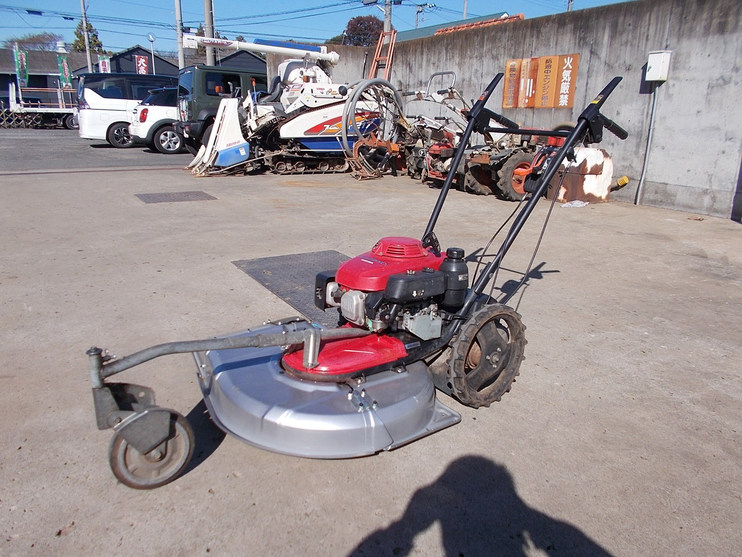 ホンダ　中古　歩行型草刈機　UM2460　