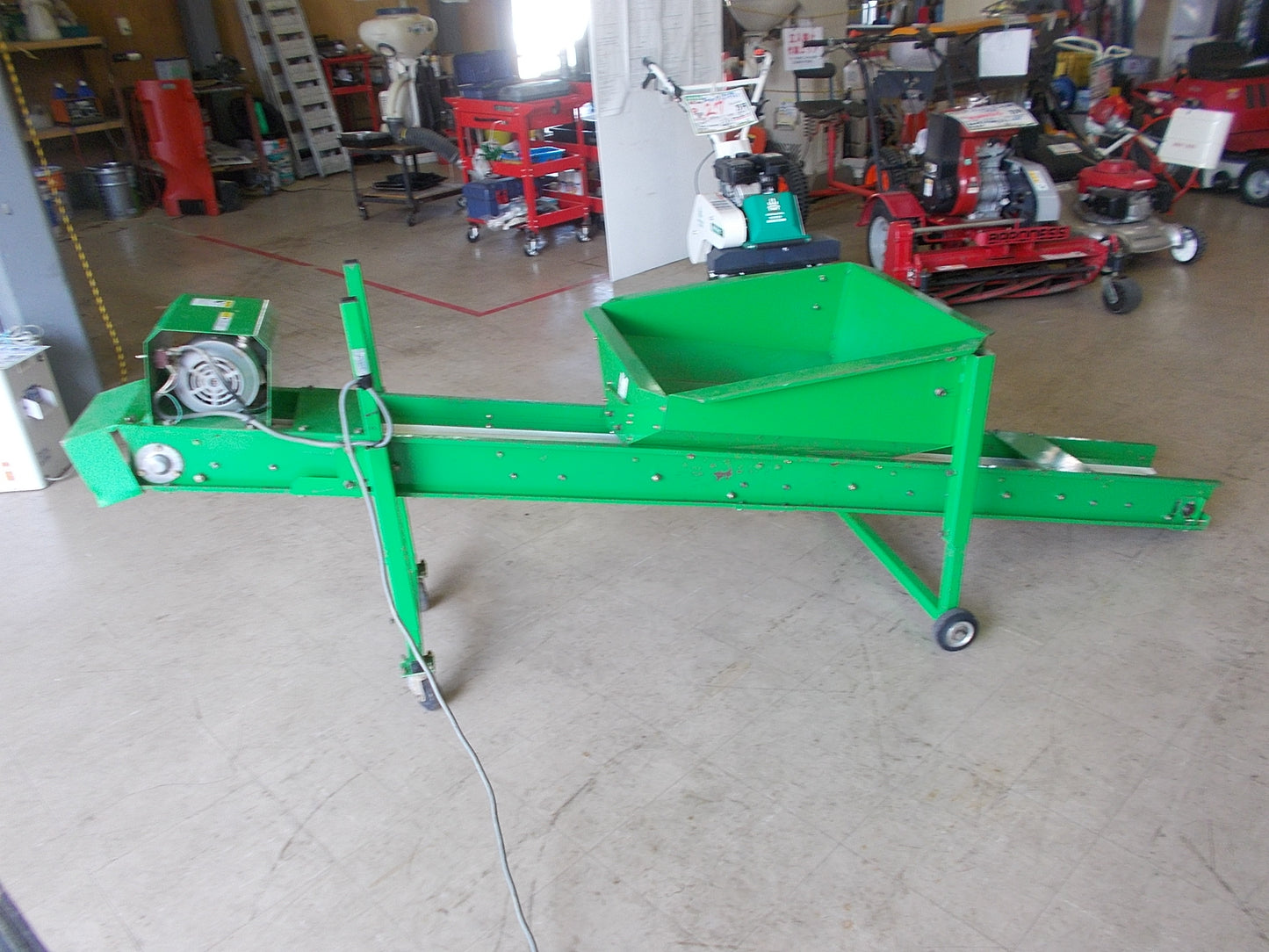 （株）岡山農栄社　中古　ベルトコンベア　BC1200AL