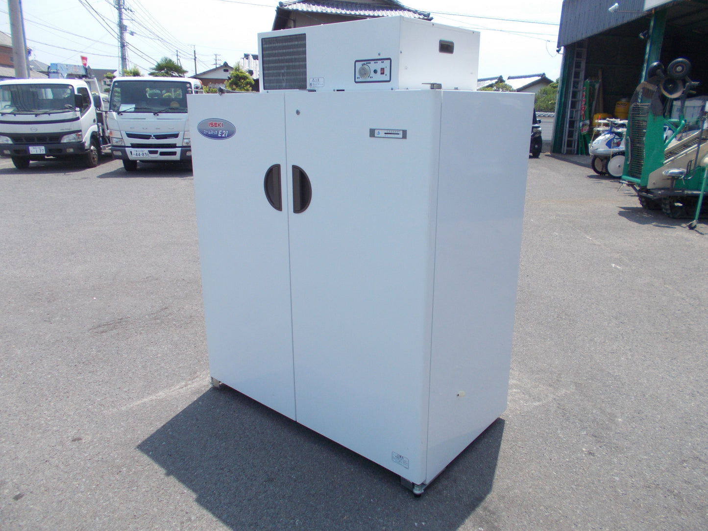 イセキ　中古　保冷庫　FSE21