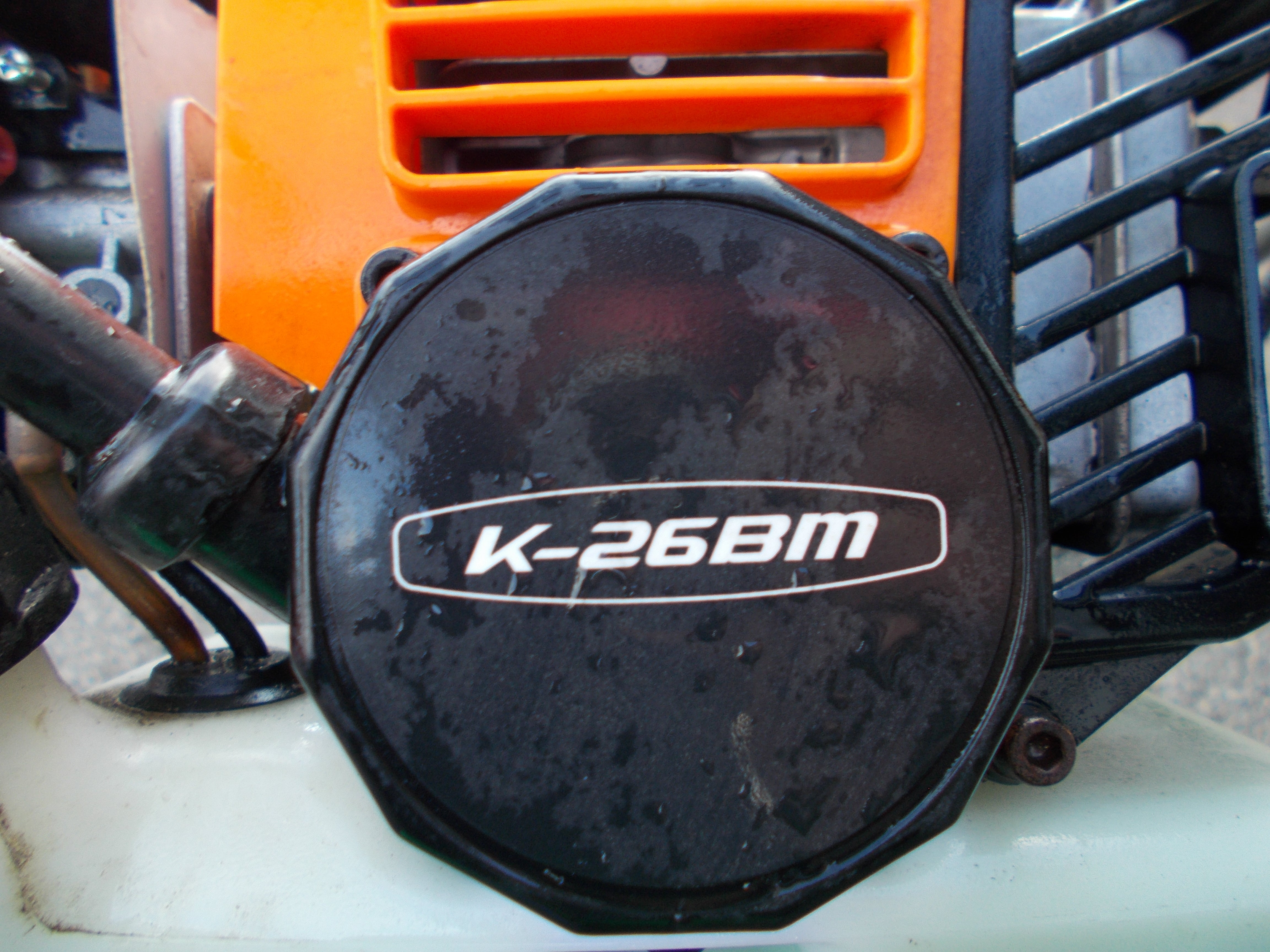 手押し式草刈機 K-26BM　エンジン式　マルナカ マルナカ 中古 草刈機（手押し）K-26BM – 農キング