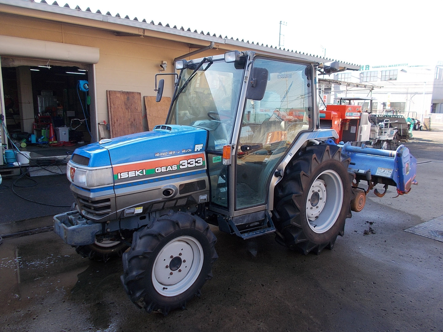 イセキ　中古　トラクター　TG333FF　３３馬力