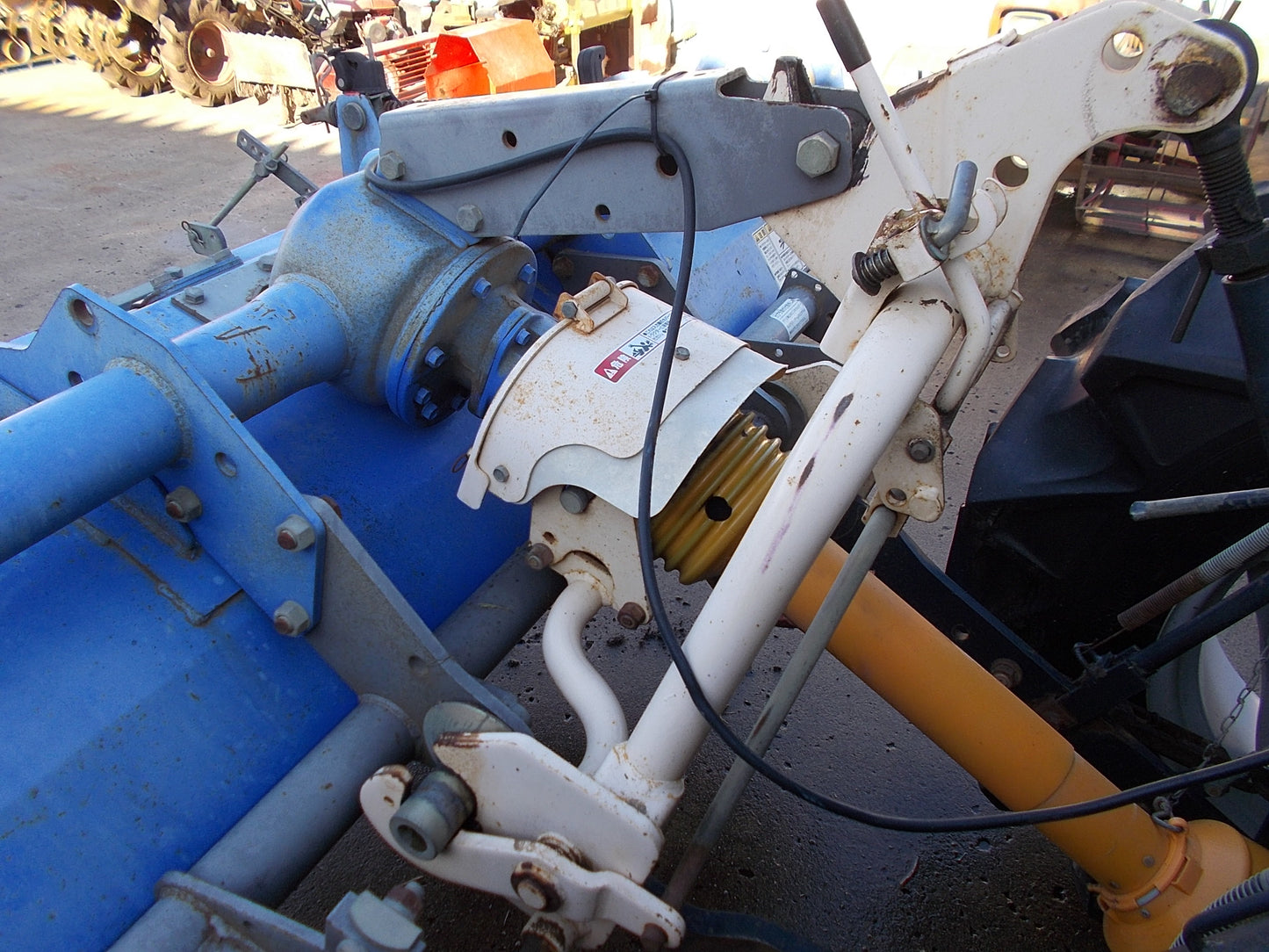 イセキ　中古　トラクター　TG333FF　３３馬力