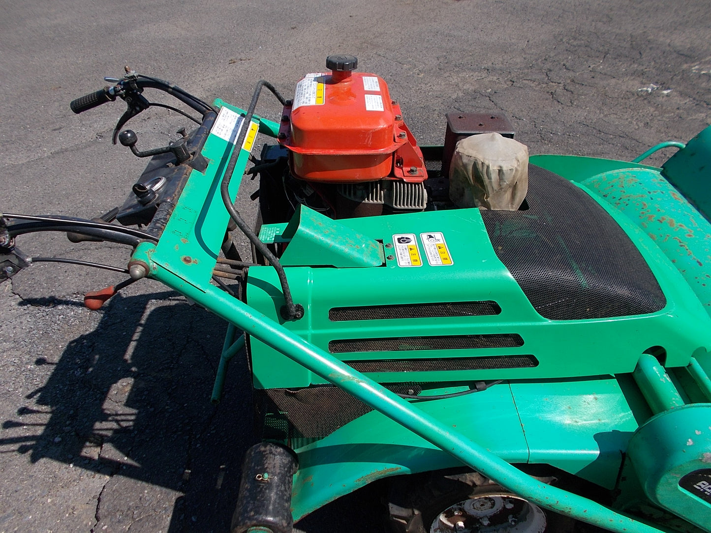 共栄社　中古　ハンマーナイフモア　バロネス草刈機HMA95　