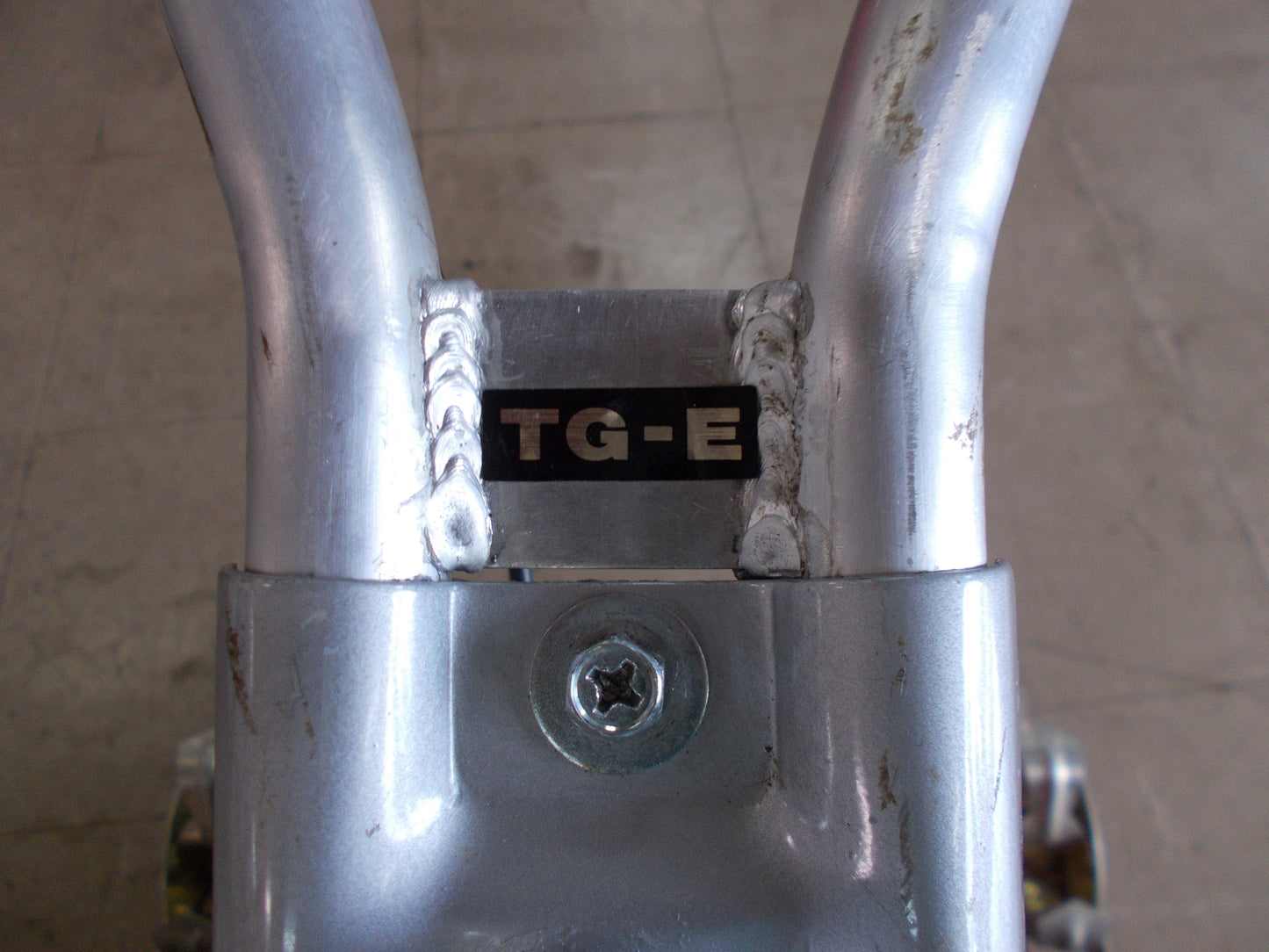 大昭農工機　中古　除草機　ミニエース　TG-E型