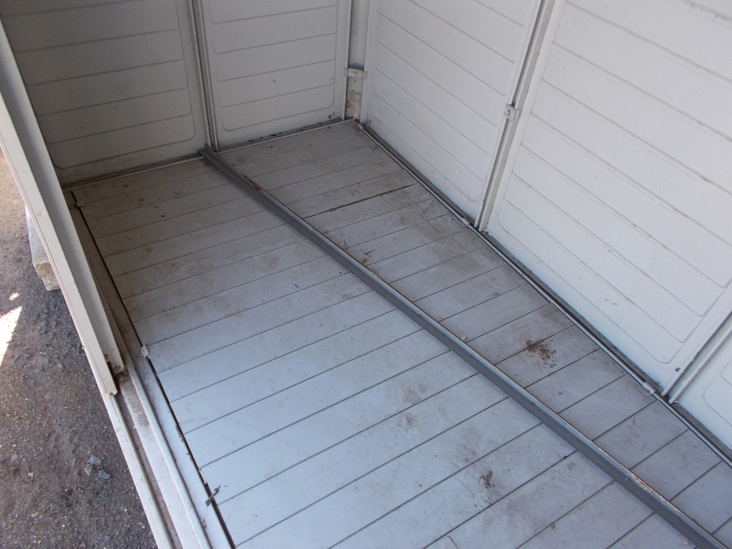 ヨドコウ　中古　ヨド物置　型式不明