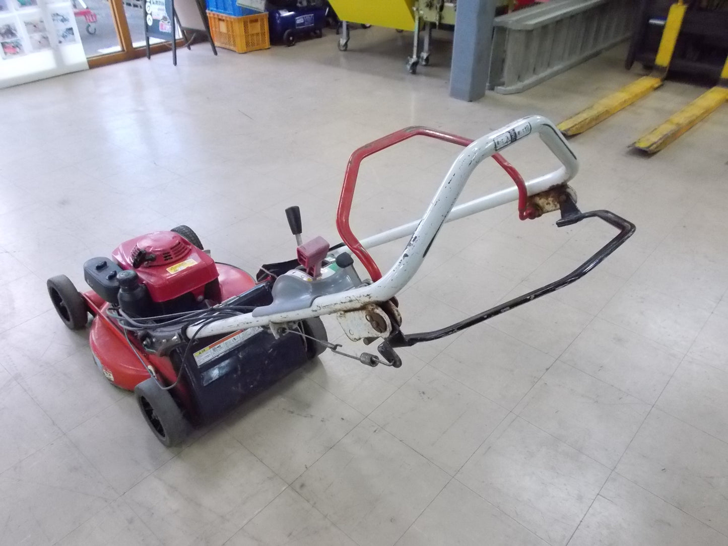 オーレック　中古ジャンク品　芝刈り機　GR538　歩行型