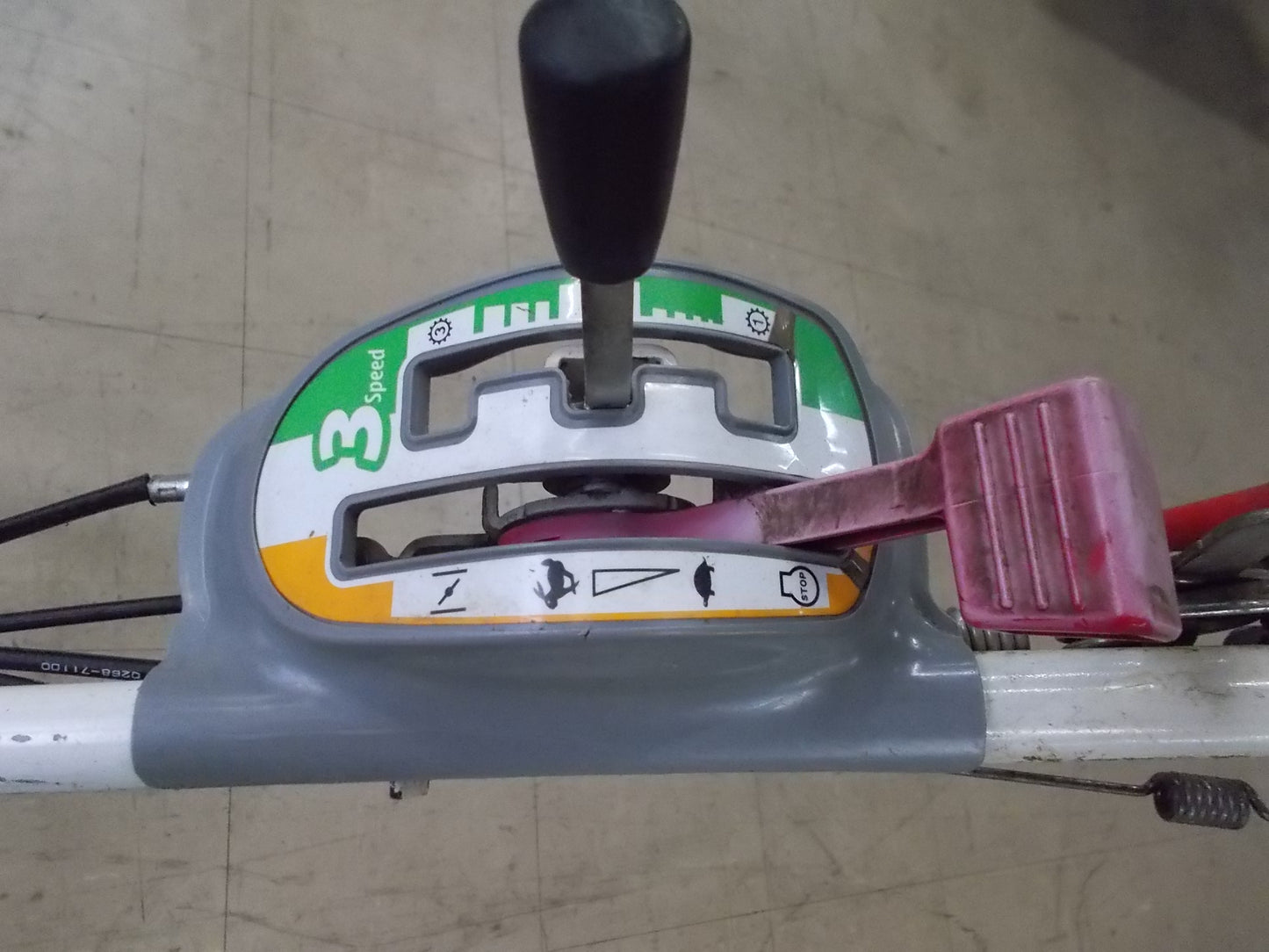 オーレック　中古ジャンク品　芝刈り機　GR538　歩行型