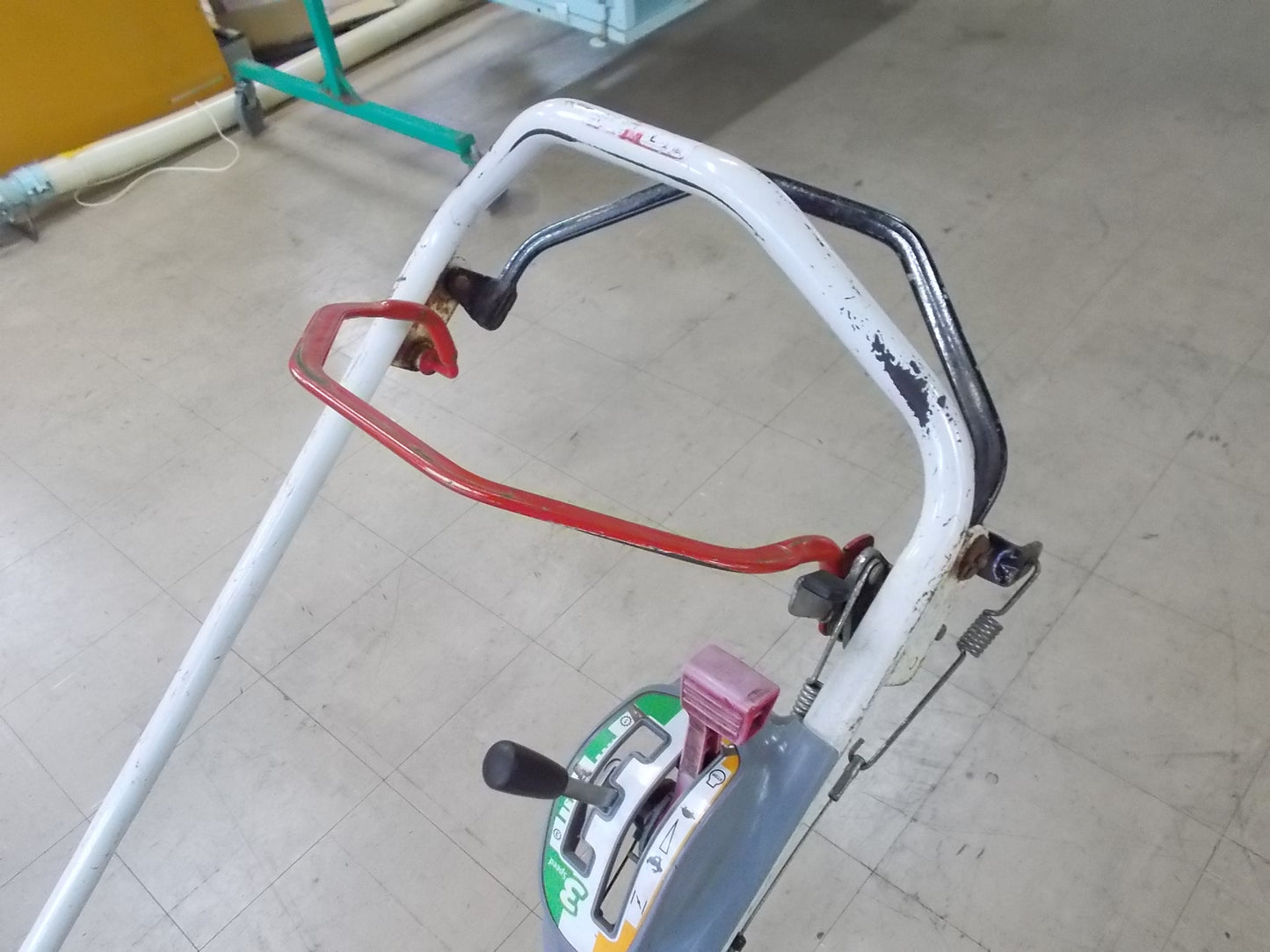 オーレック　中古ジャンク品　芝刈り機　GR538　歩行型