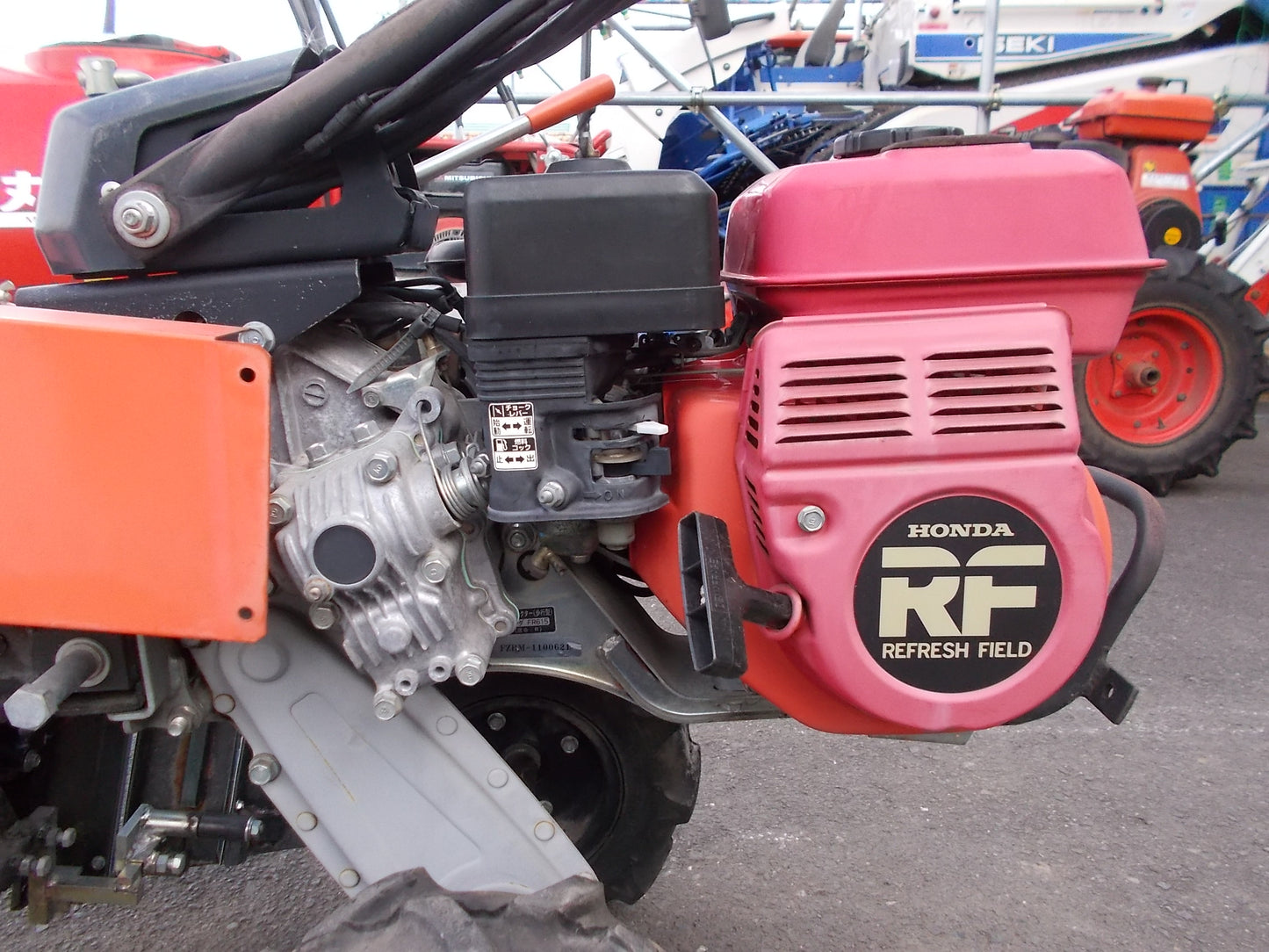 ホンダ　中古　畦立て機+作業機（型式不明）　管理機FR615