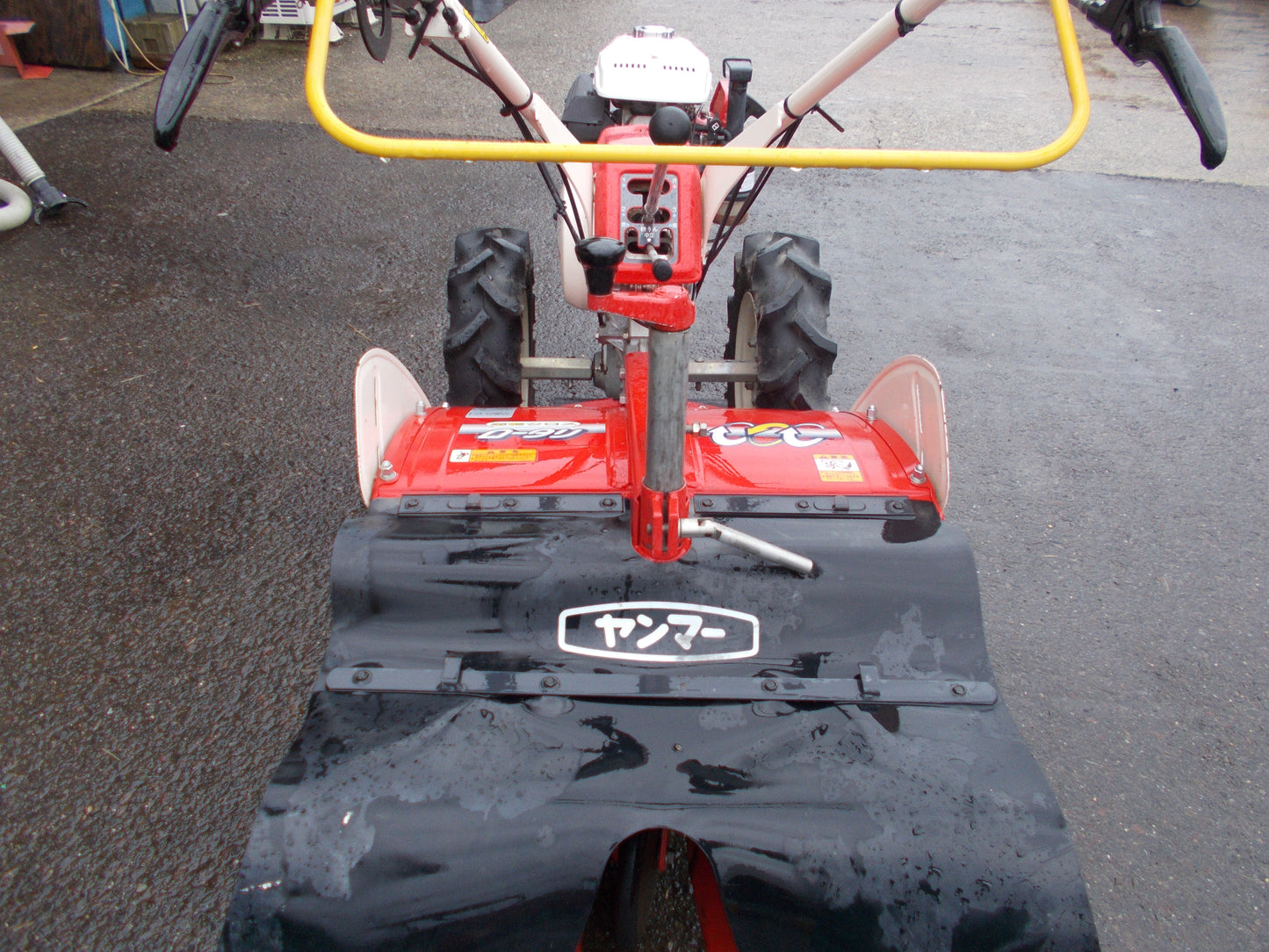 ヤンマ－　中古　耕耘機　DK7